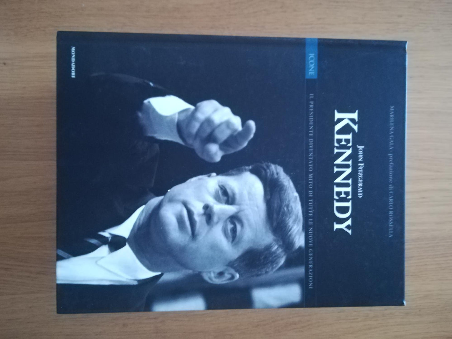J. F. Kennedy (Collana ICONE per Panorama) - copertina