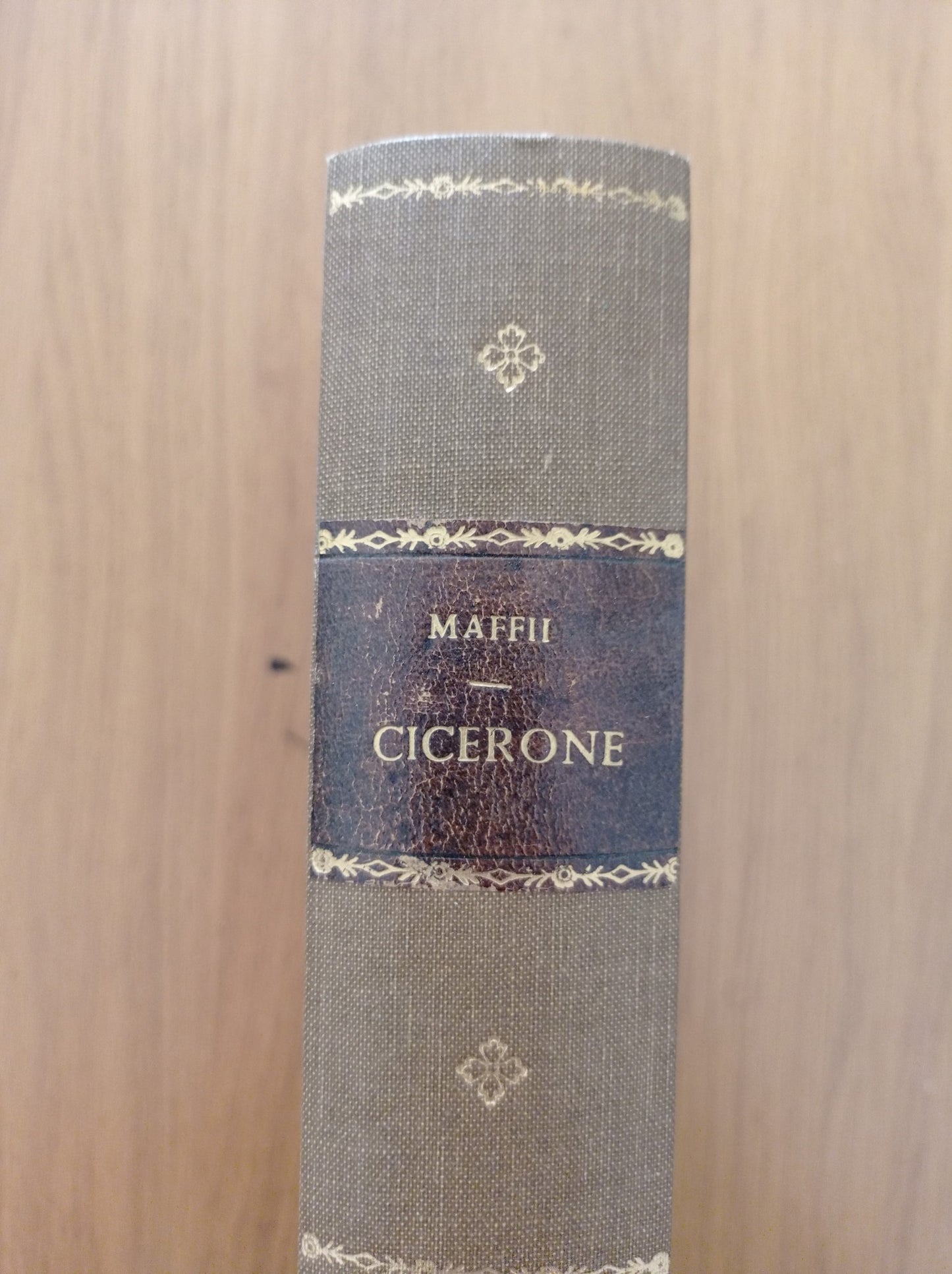 Cicerone e il suo dramma politico - copertina