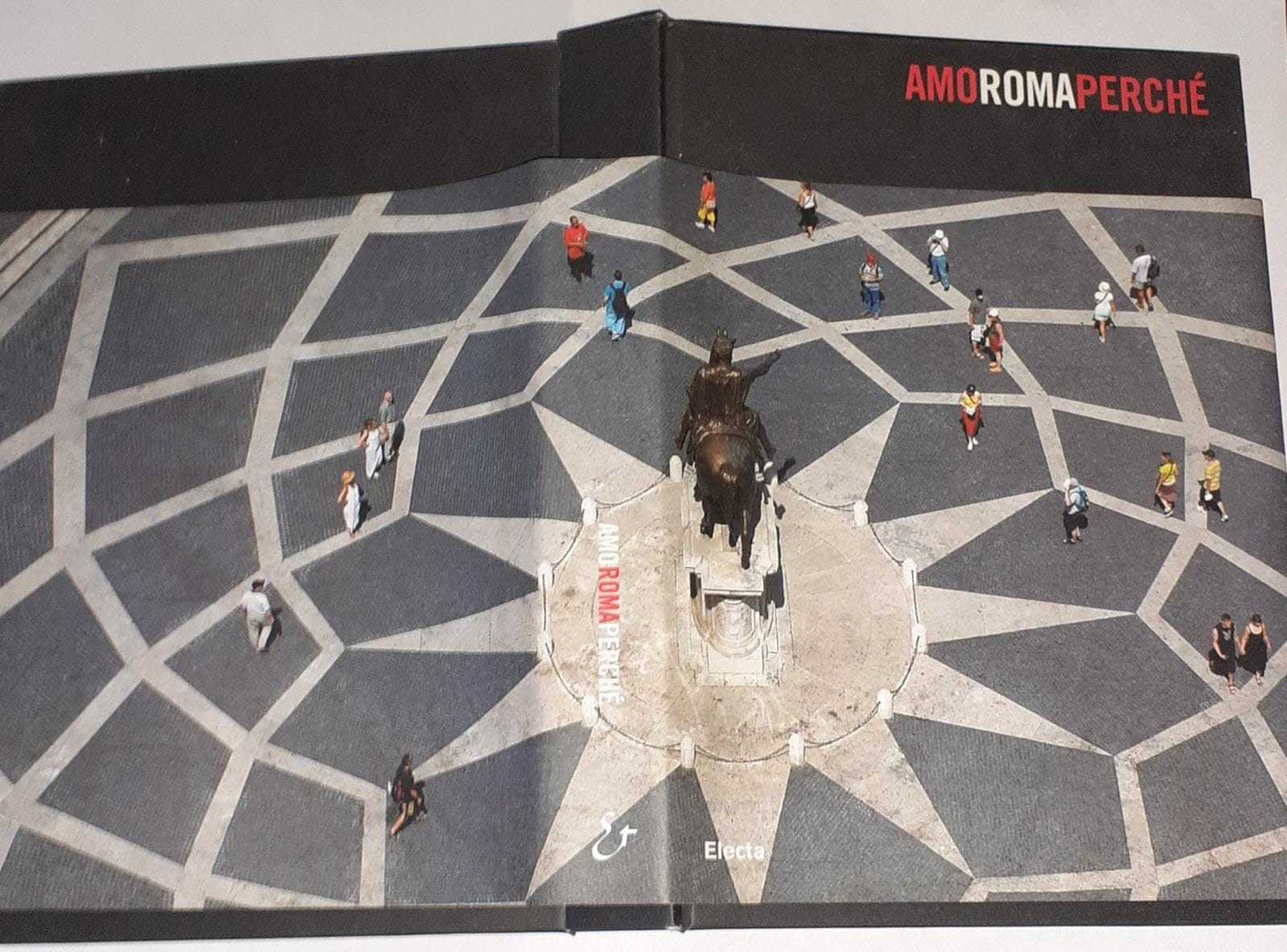 Amo Roma Perchè - copertina