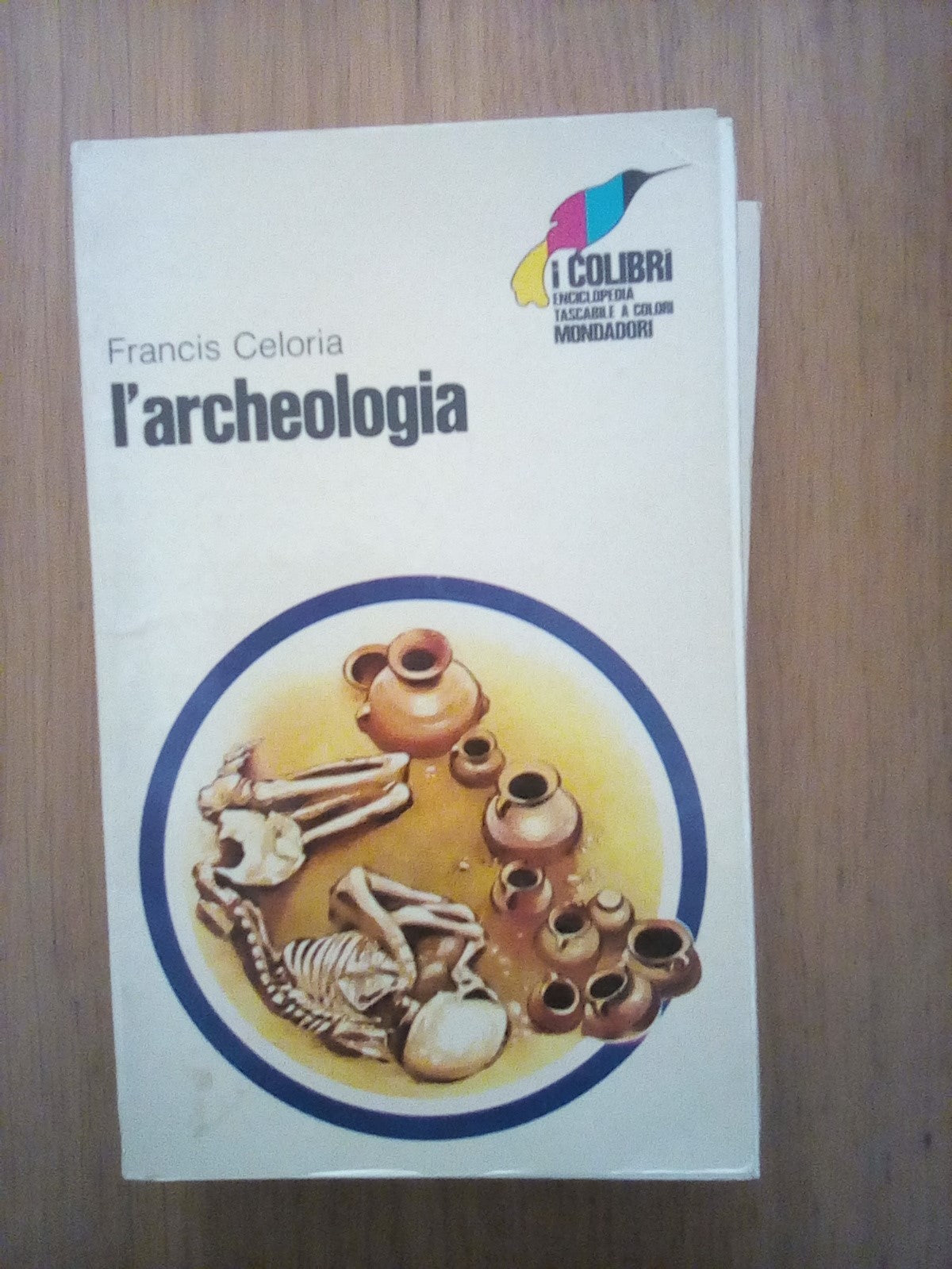 L' archeologia - copertina