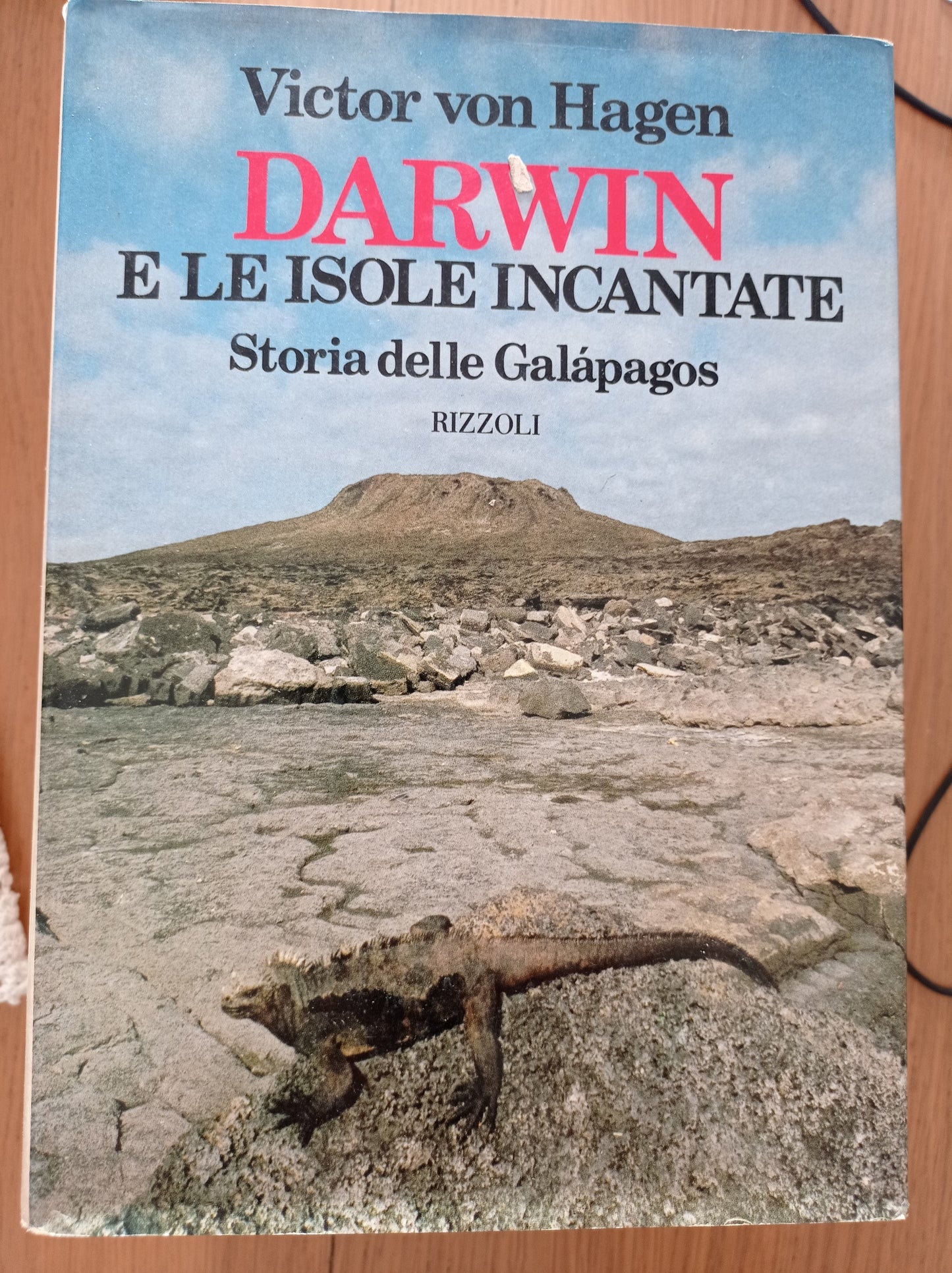 DARWIN e le isole incantate Storia delle Galapagos - copertina