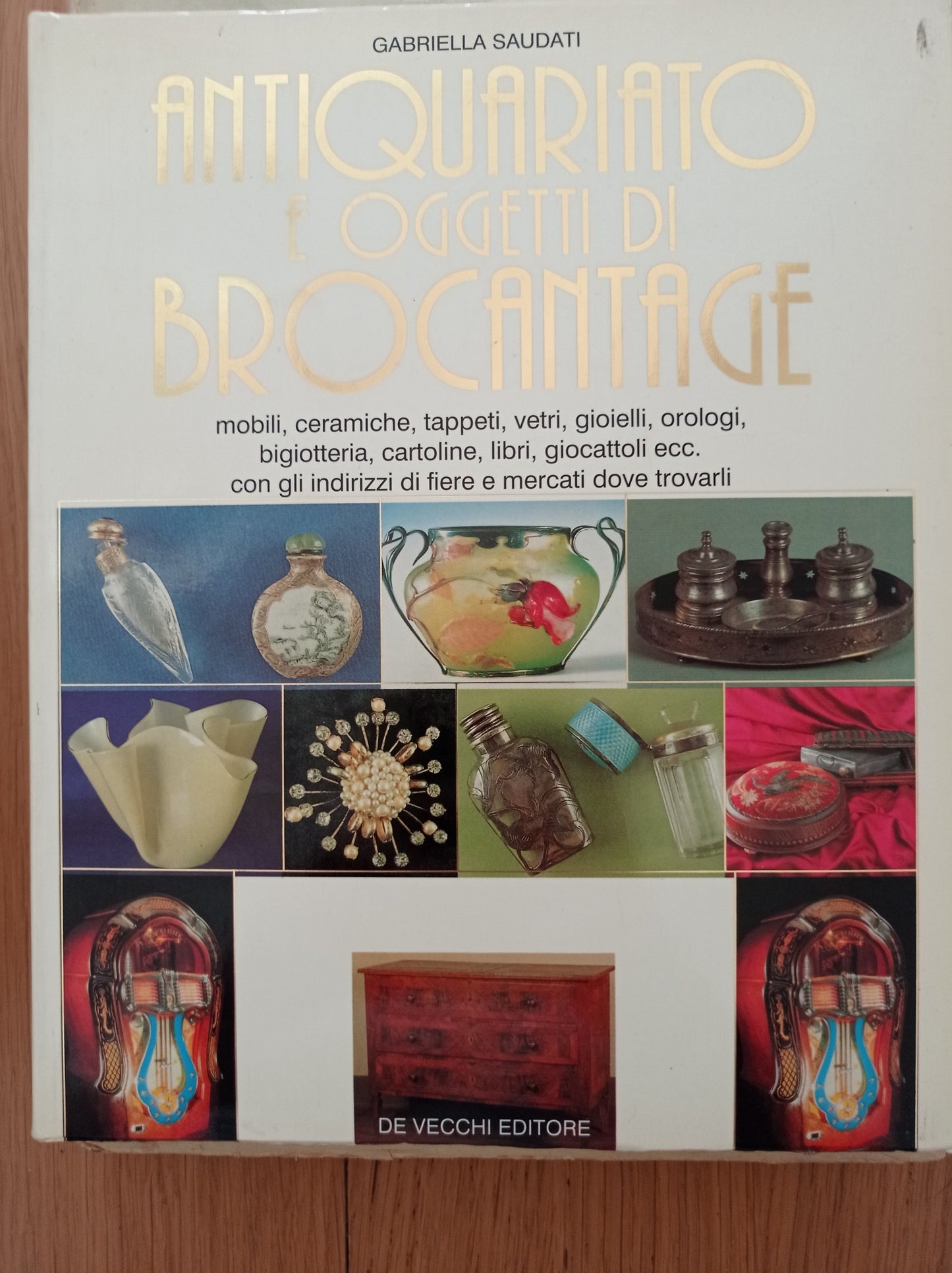 Antiquariato e oggetti di brocantage - copertina