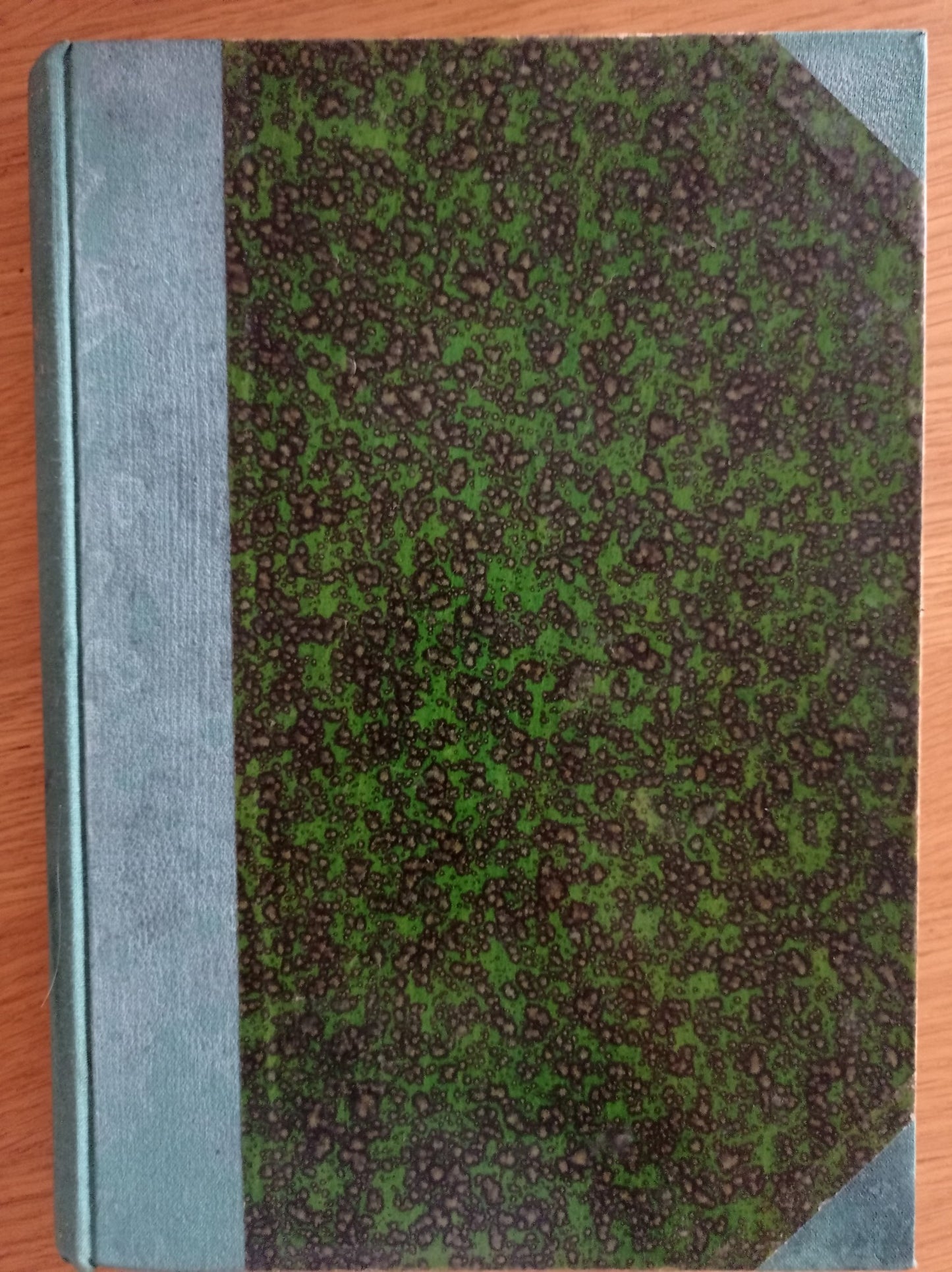 La bambina del naufragio - copertina