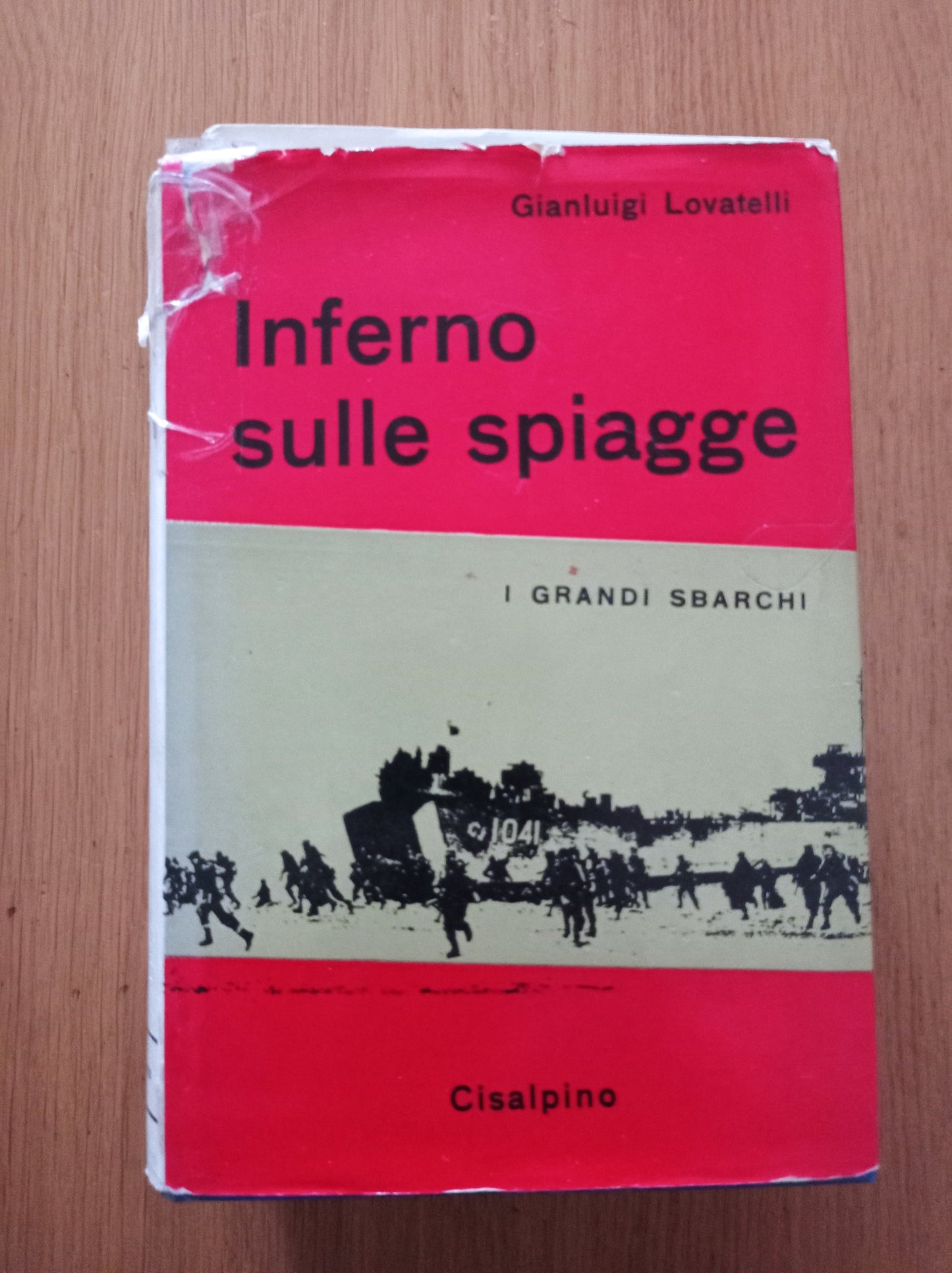 Inferno sulle spiagge - copertina