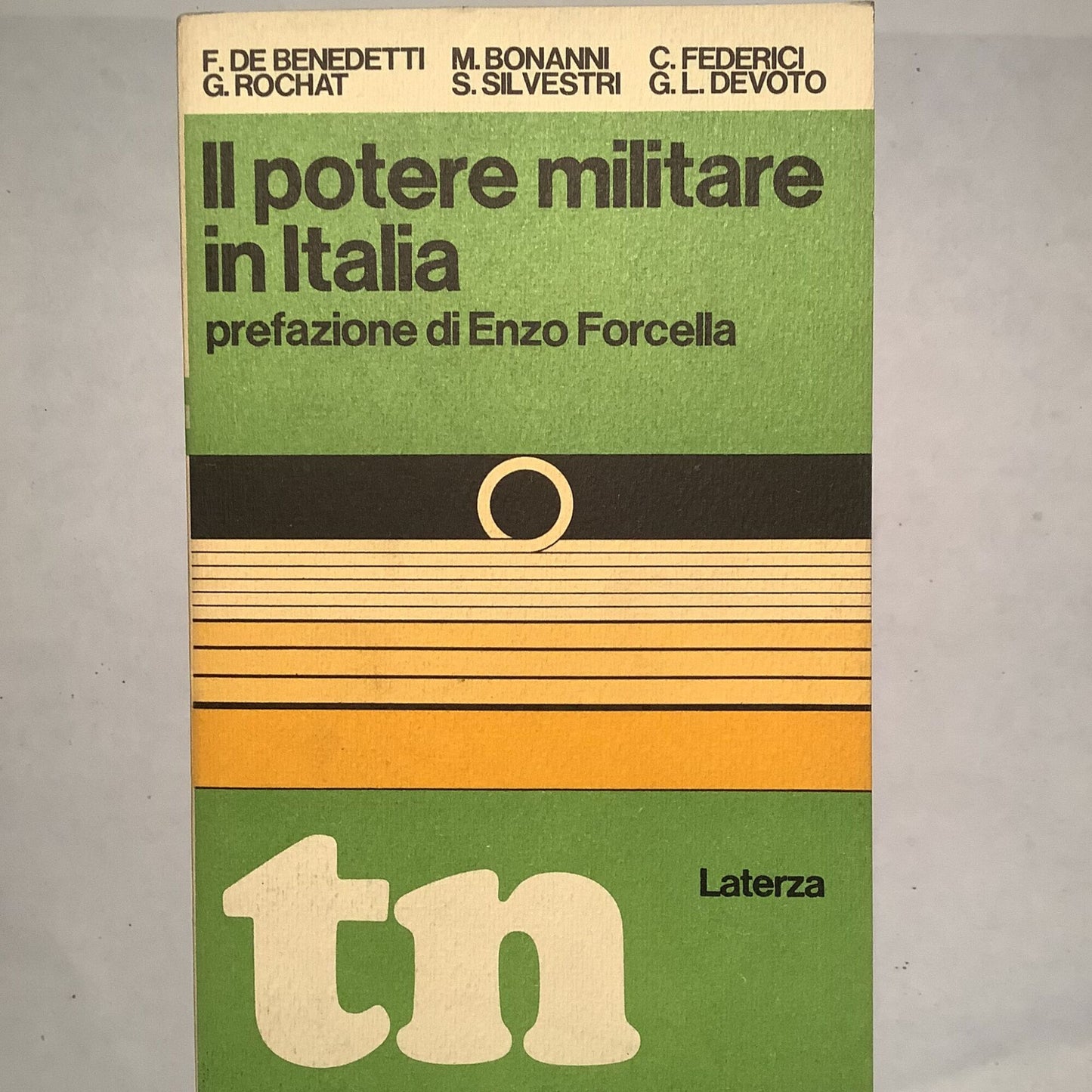 Il potere militare in Italia - copertina