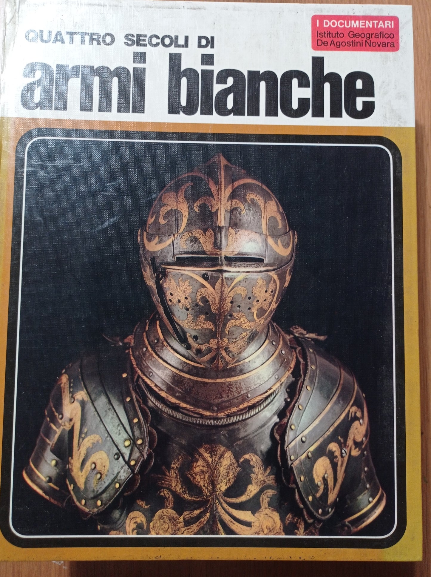 Quattro secoli di armi bianche - copertina