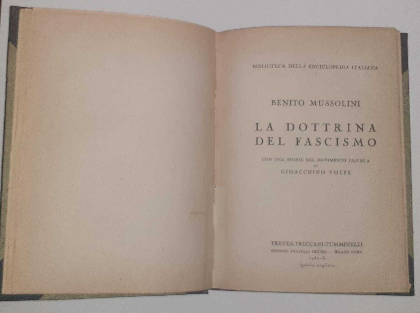 La dottrina del fascismo con una storia del movimento fascista di Gioacchino Volpe - copertina
