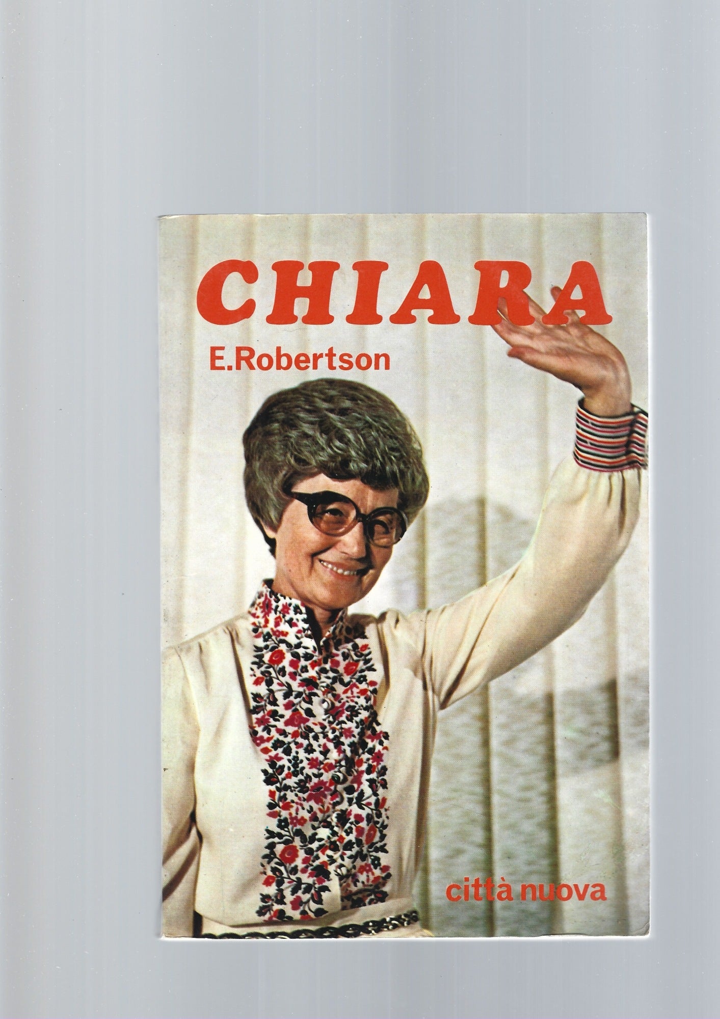 Chiara - copertina