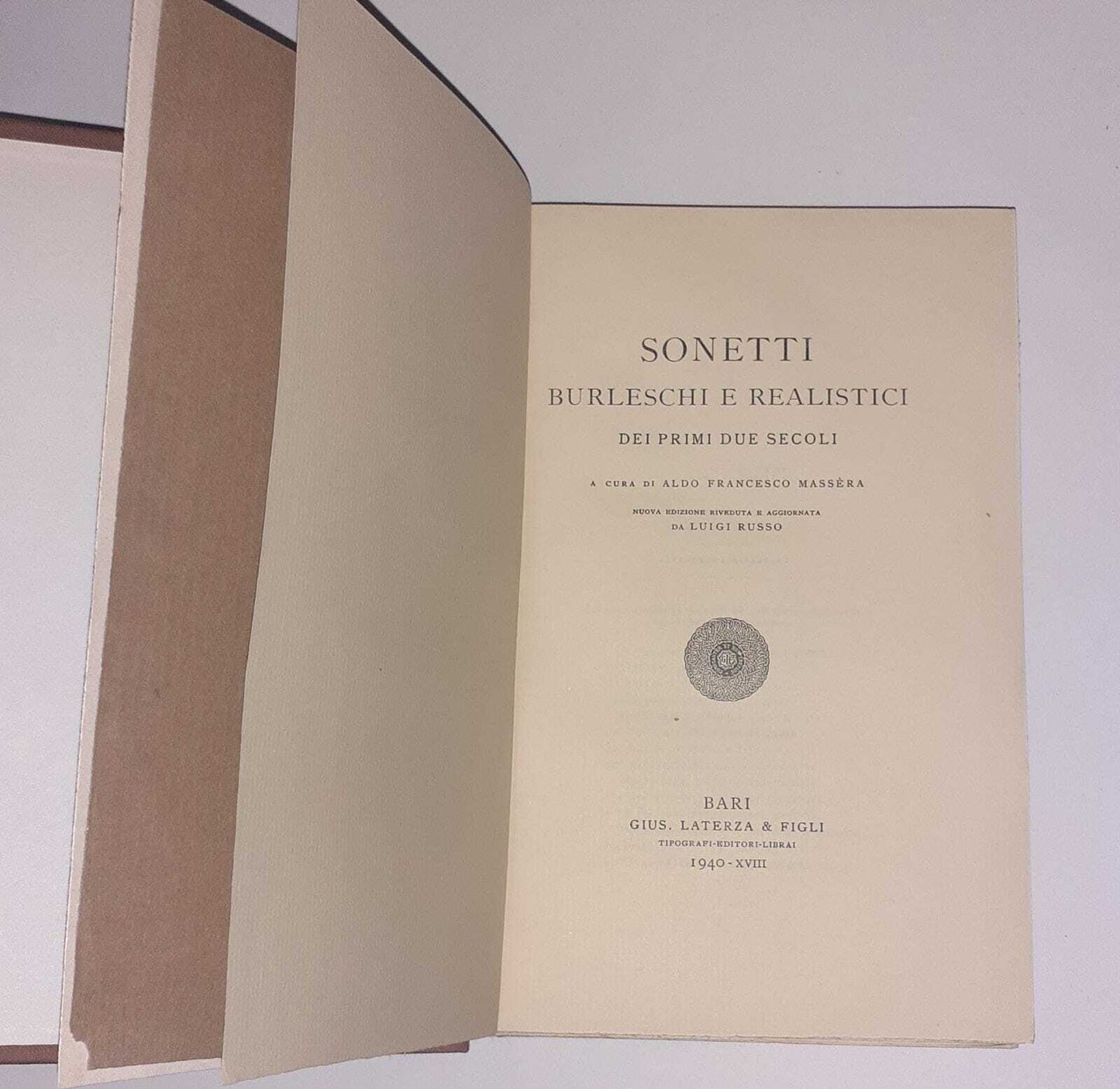 Sonetti burleschi e realistici dei primi due secoli - copertina