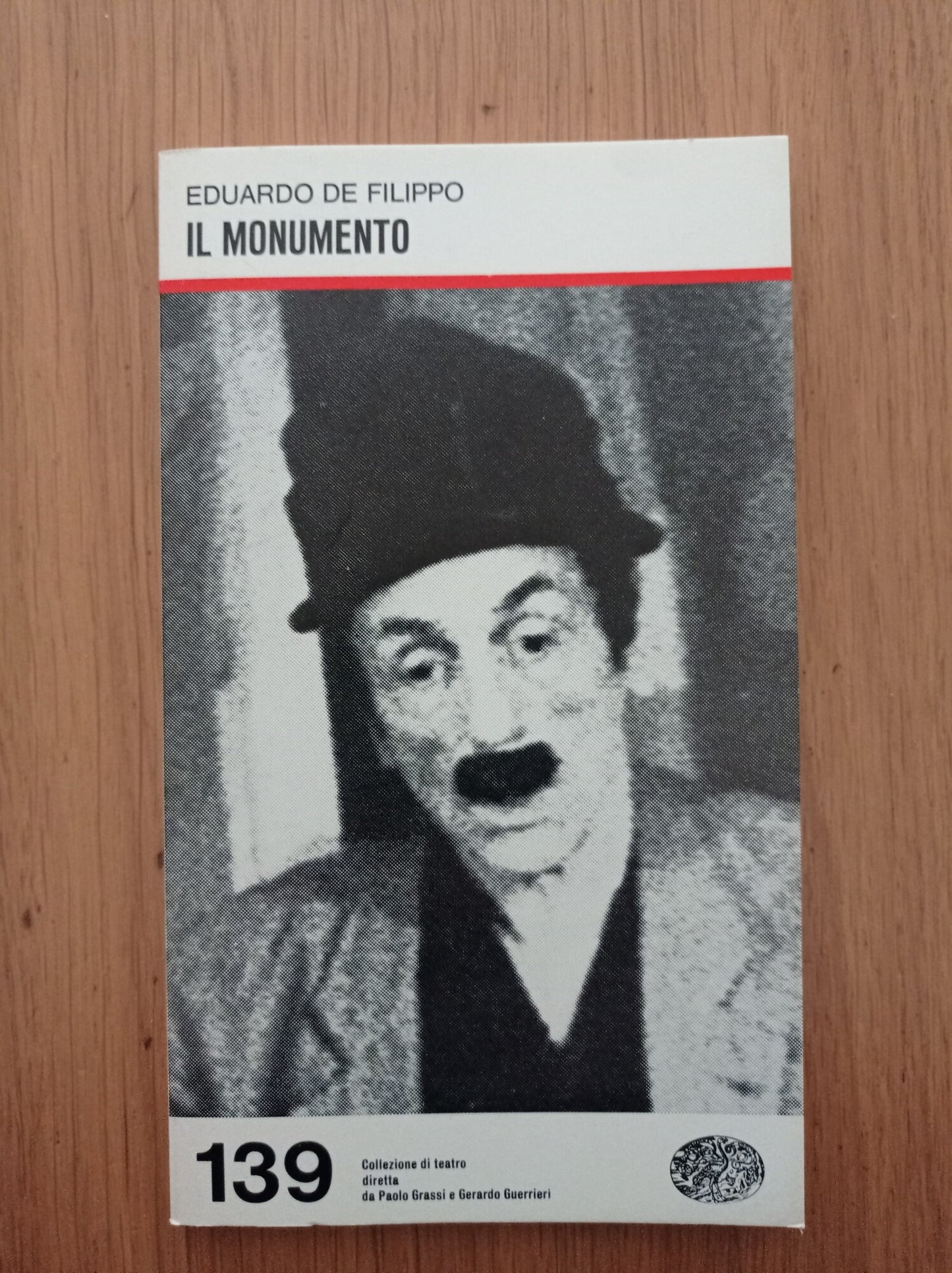 Il monumento - copertina