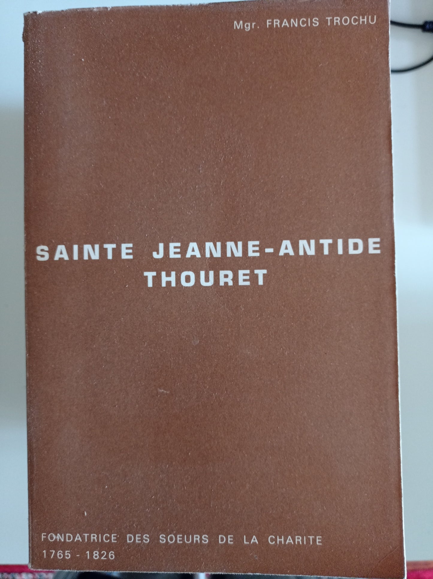 Sainte Jeanee - Antide Thouret - copertina