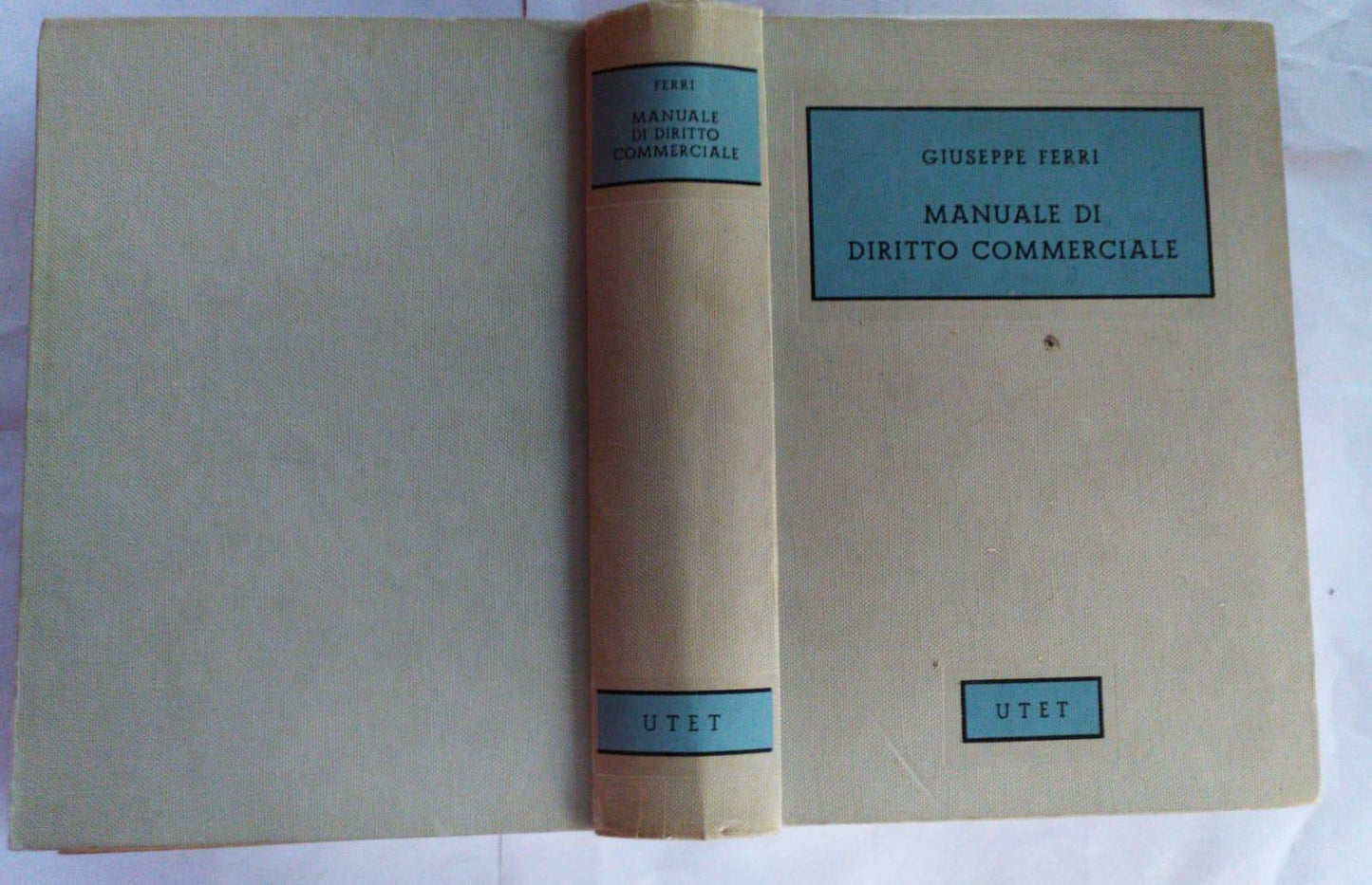 Manuale di Diritto Commerciale - copertina