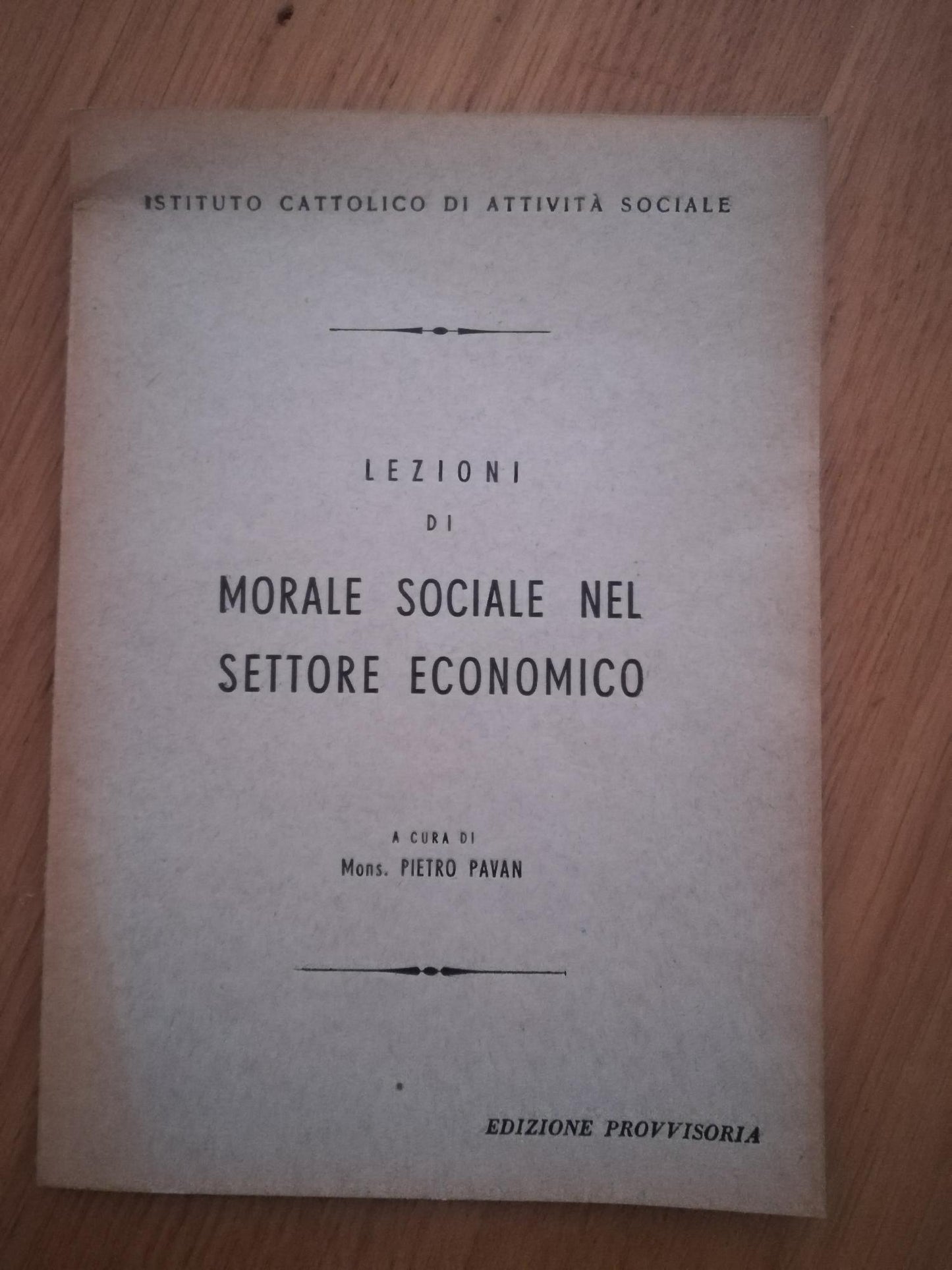 Lezioni di morale sociale nel settore economico - copertina