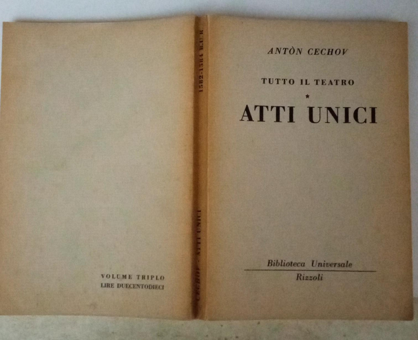Tutto il teatro. Atti unici I - copertina