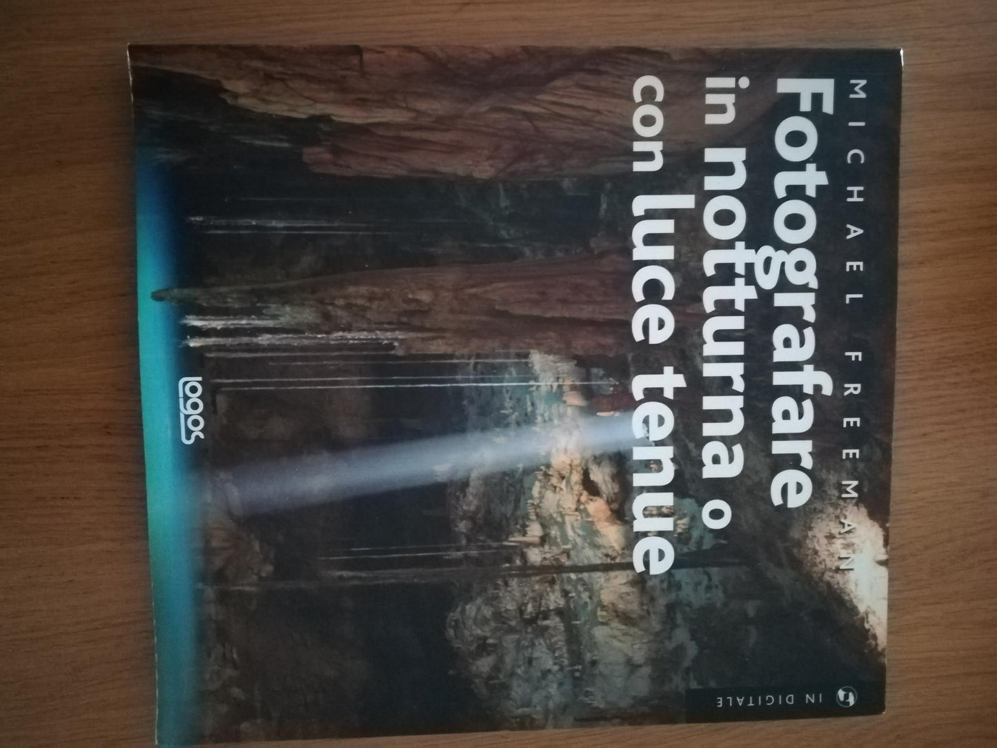 Fotografare in notturna o con luce tenue - copertina