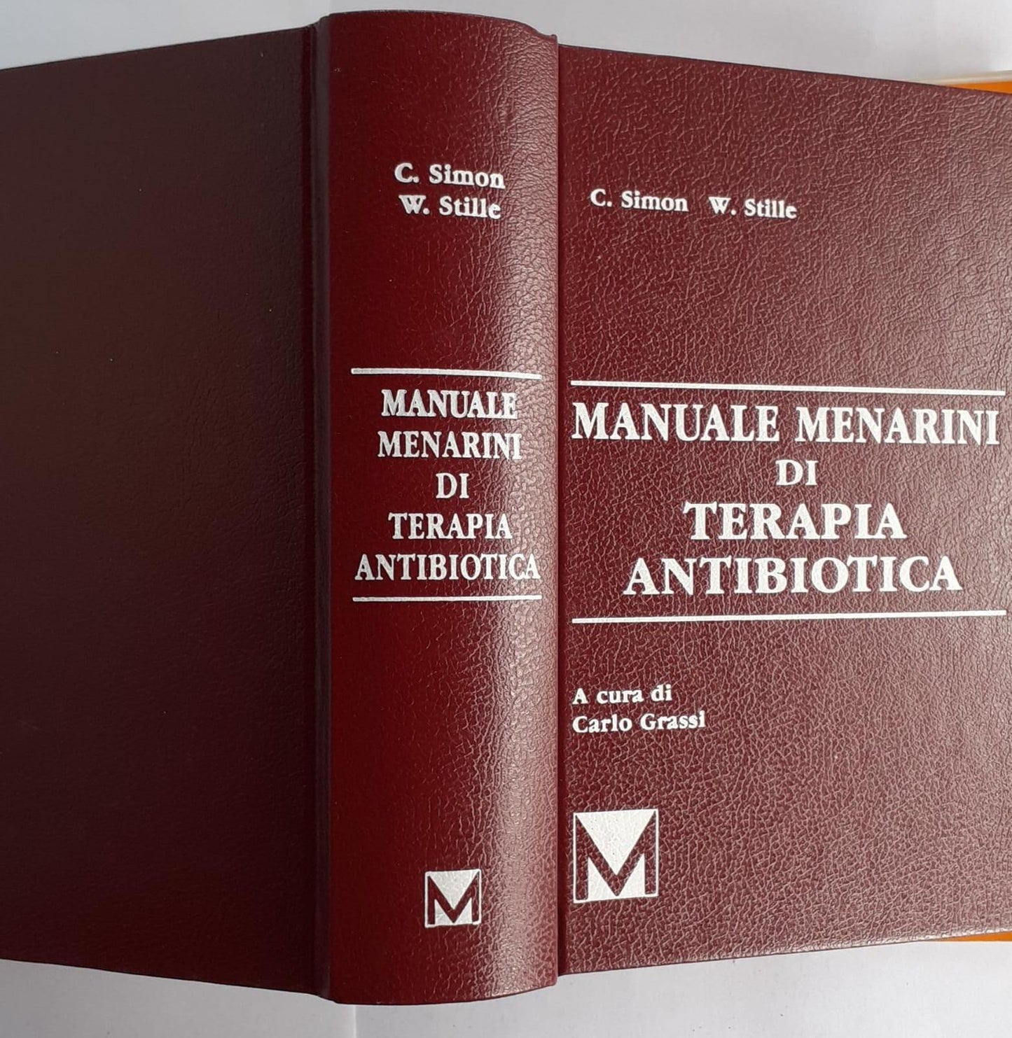 Manuale Menarini di terapia antibiotica - copertina