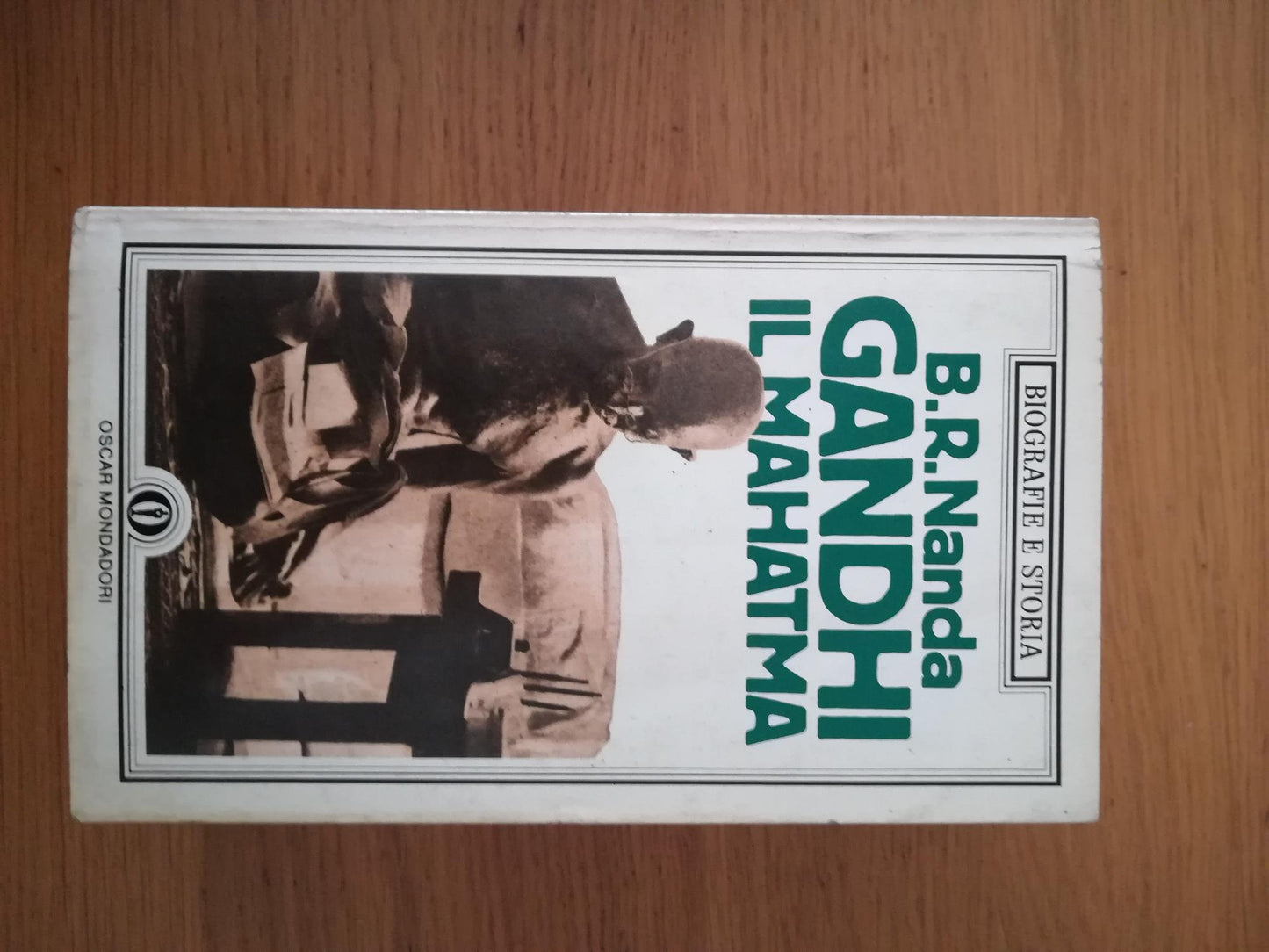 Gandhi il Mahatma - copertina