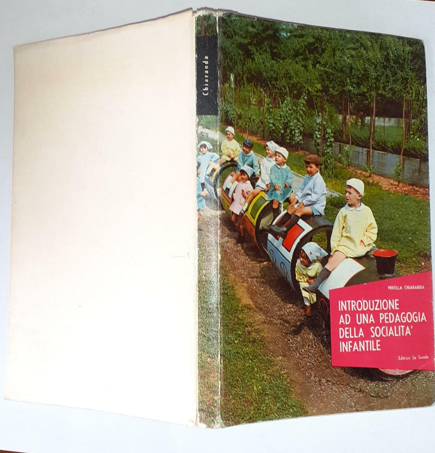 Introduzione ad una pedagogia della socialita' infantile - copertina