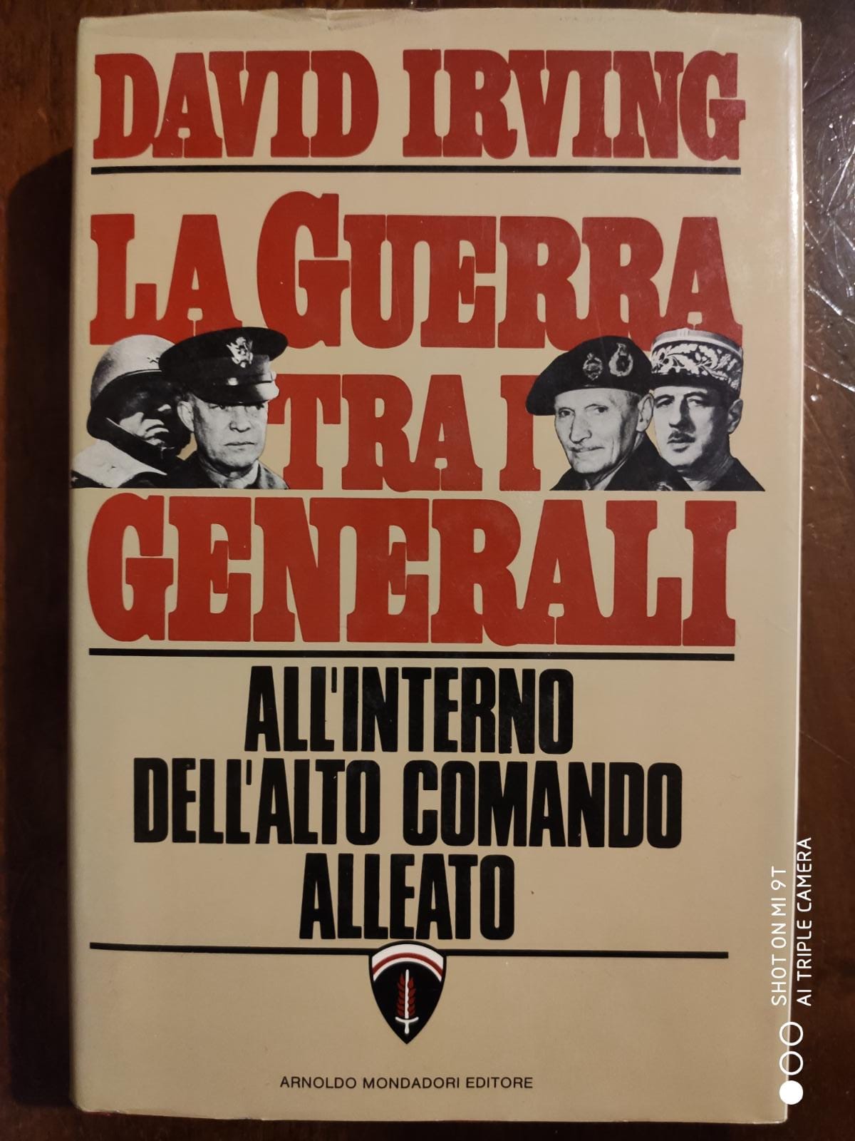 La guerra tra i generali. - copertina