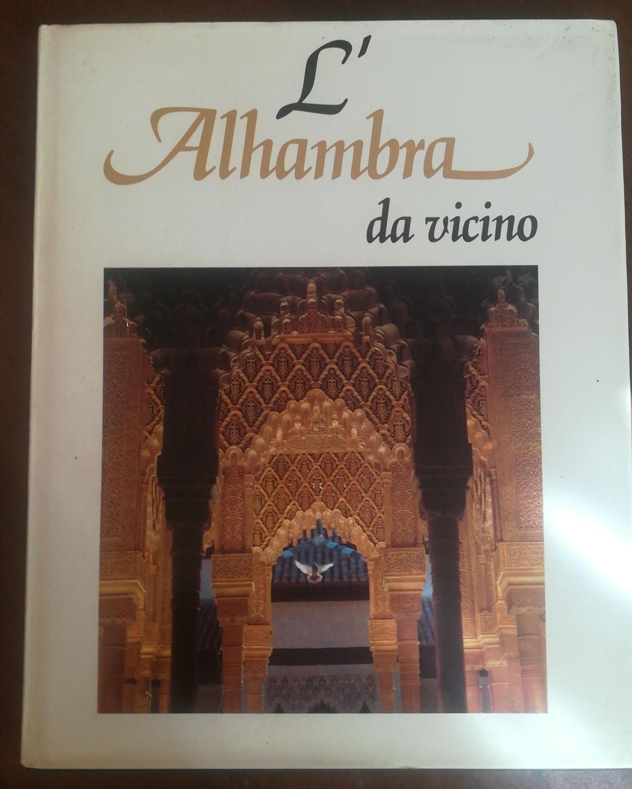 Alhambra da vicino. Rilegato fotografico grande formato - copertina