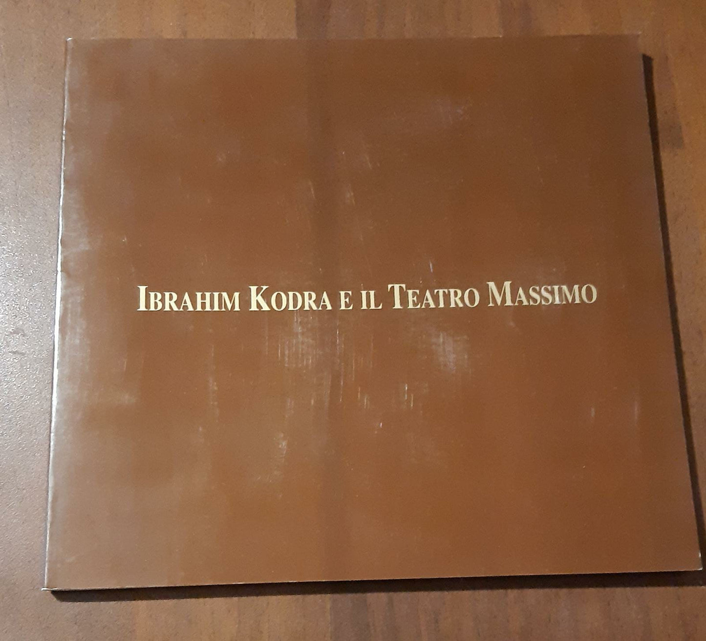 Ibrahim Kodra e il teatro Massimo - copertina