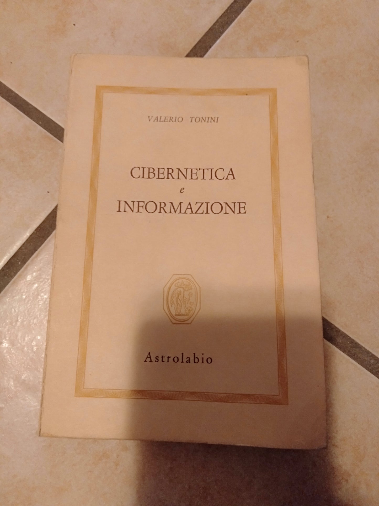 Cibernetica e informazione - copertina
