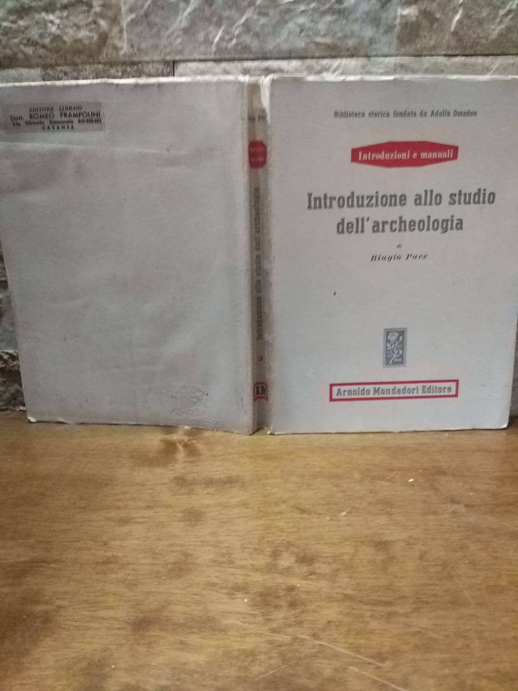 Introduzione allo studio dell'archeologia - copertina