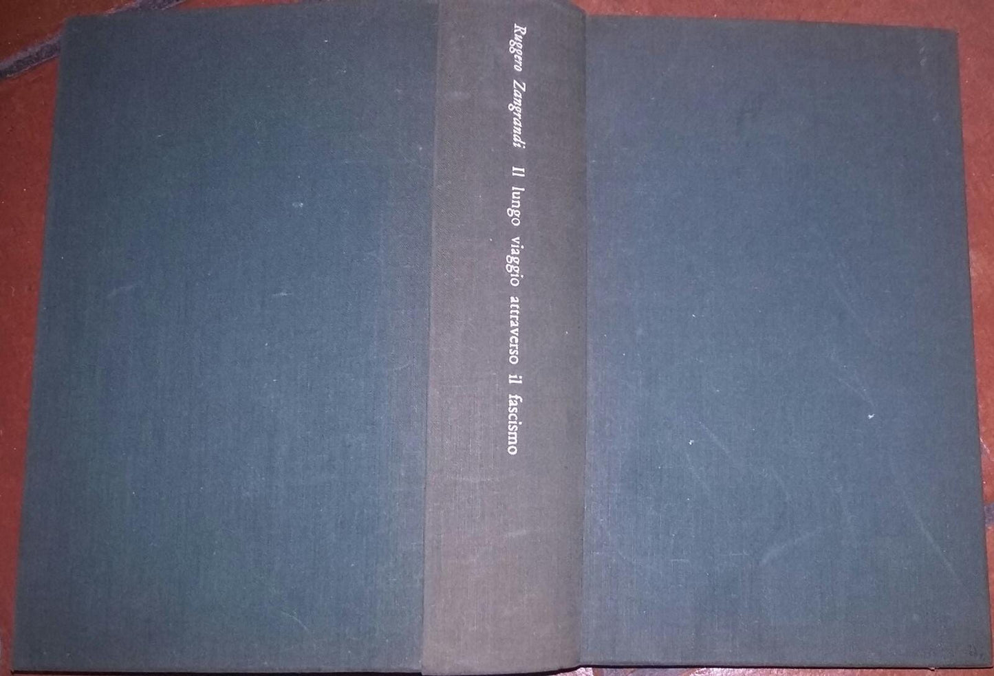 Il lungo viaggio attraverso il fascismo - copertina