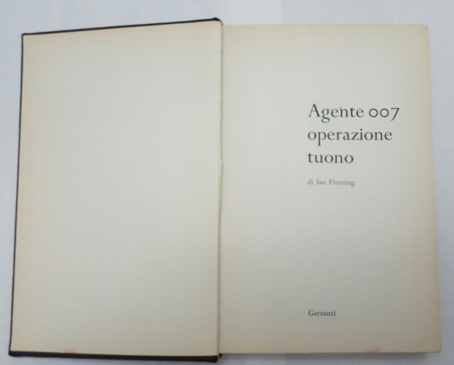 Agente 007 operazione tuono - copertina