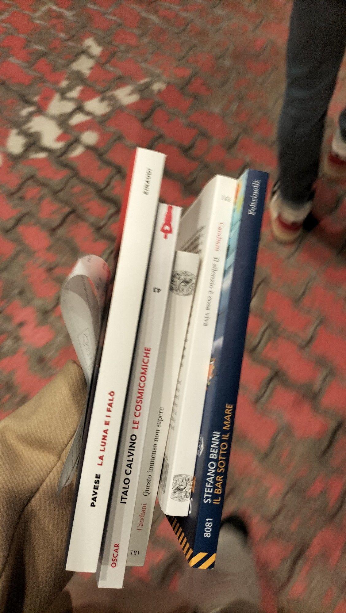 Romanzi Usati a Prezzi Convenienti