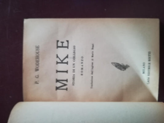 MIKE, storia di un collegio - copertina
