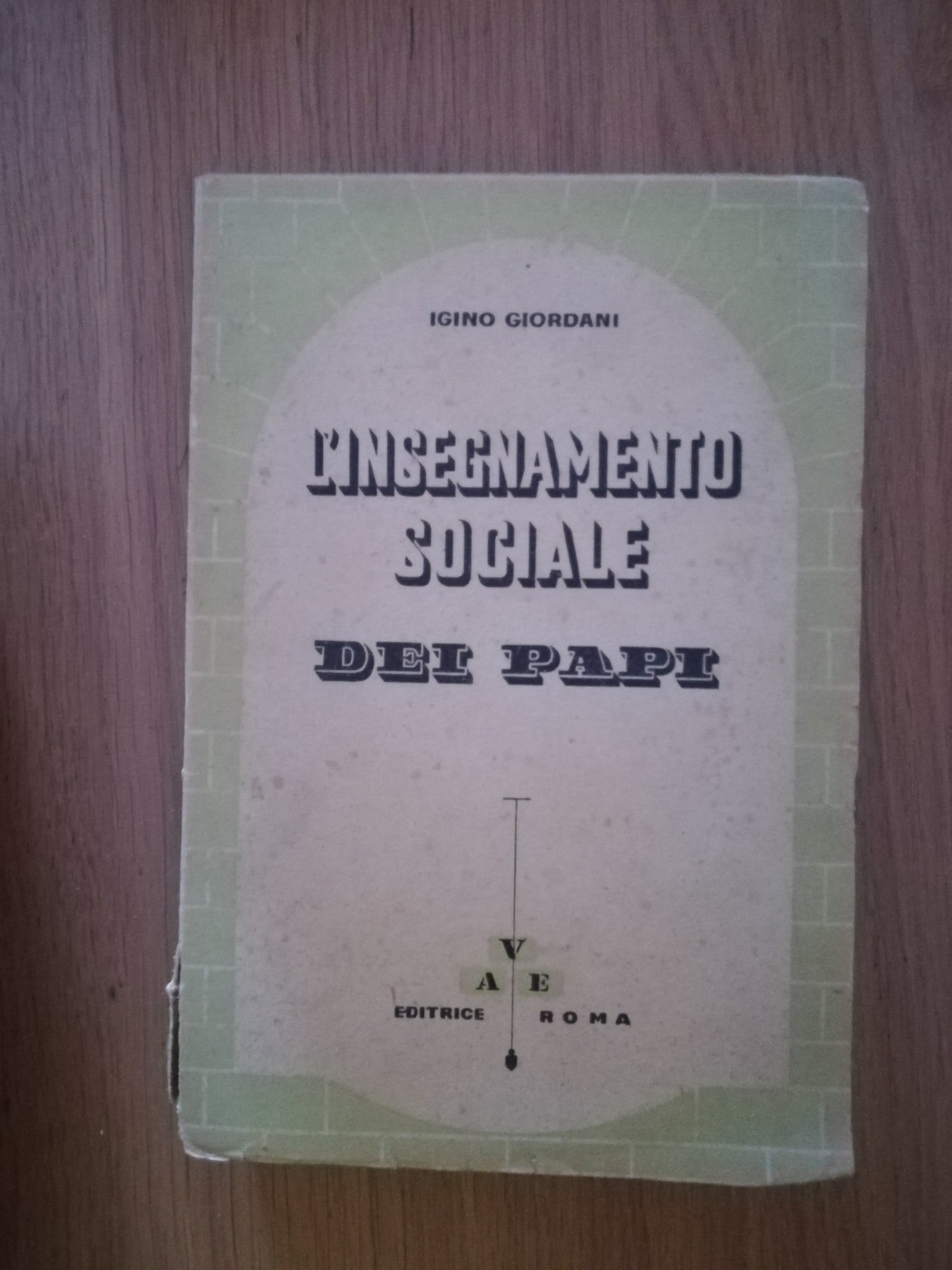L'insegnamento sociale dei Papi - copertina