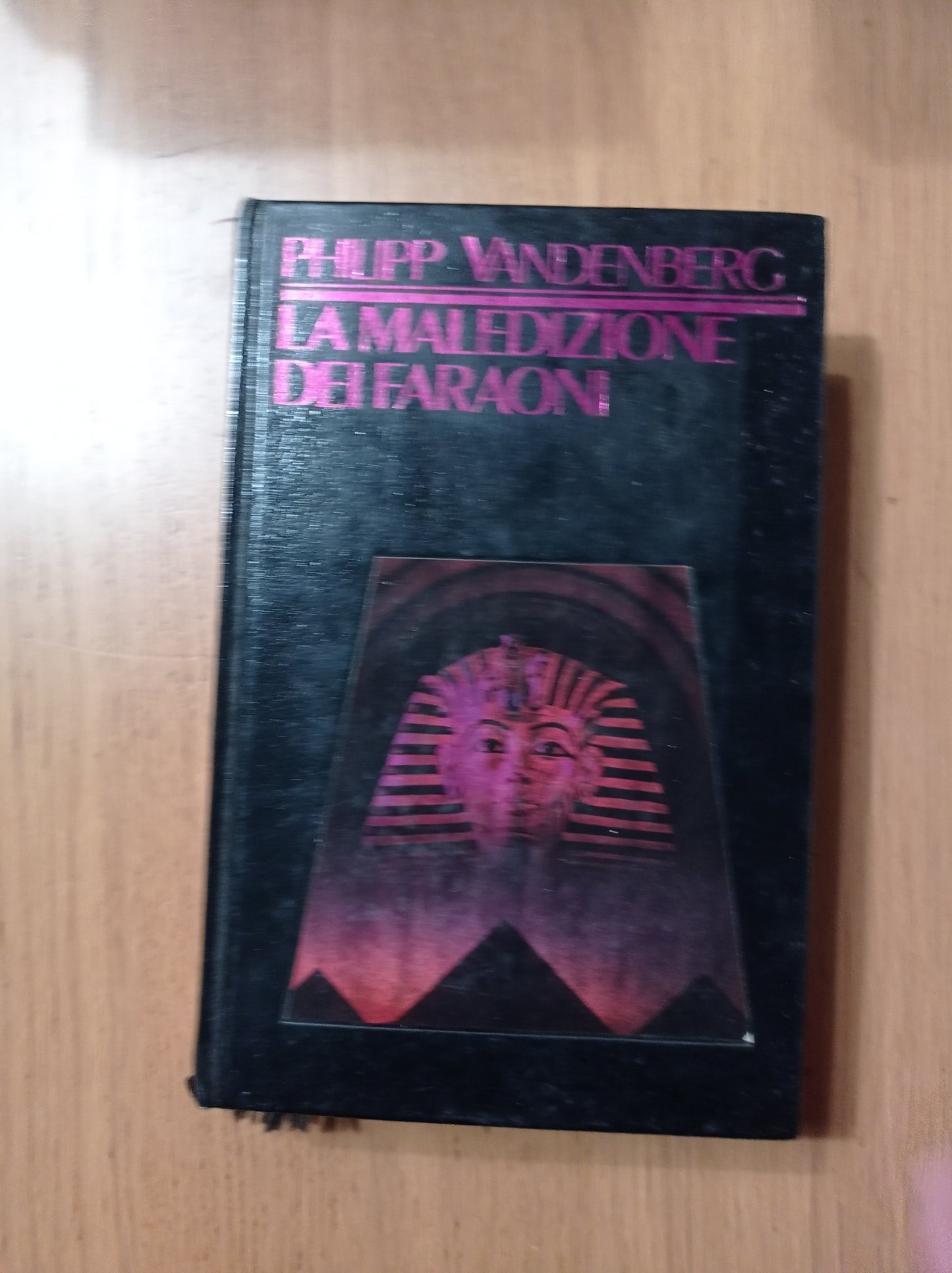 La maledizione dei faraoni - copertina