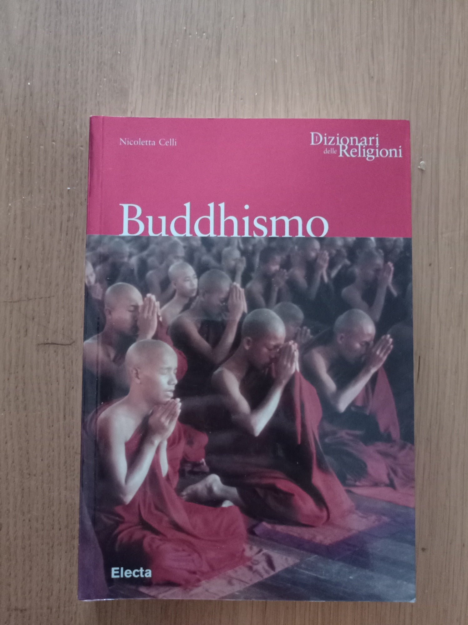 Buddhismo. Ediz. illustrata - copertina