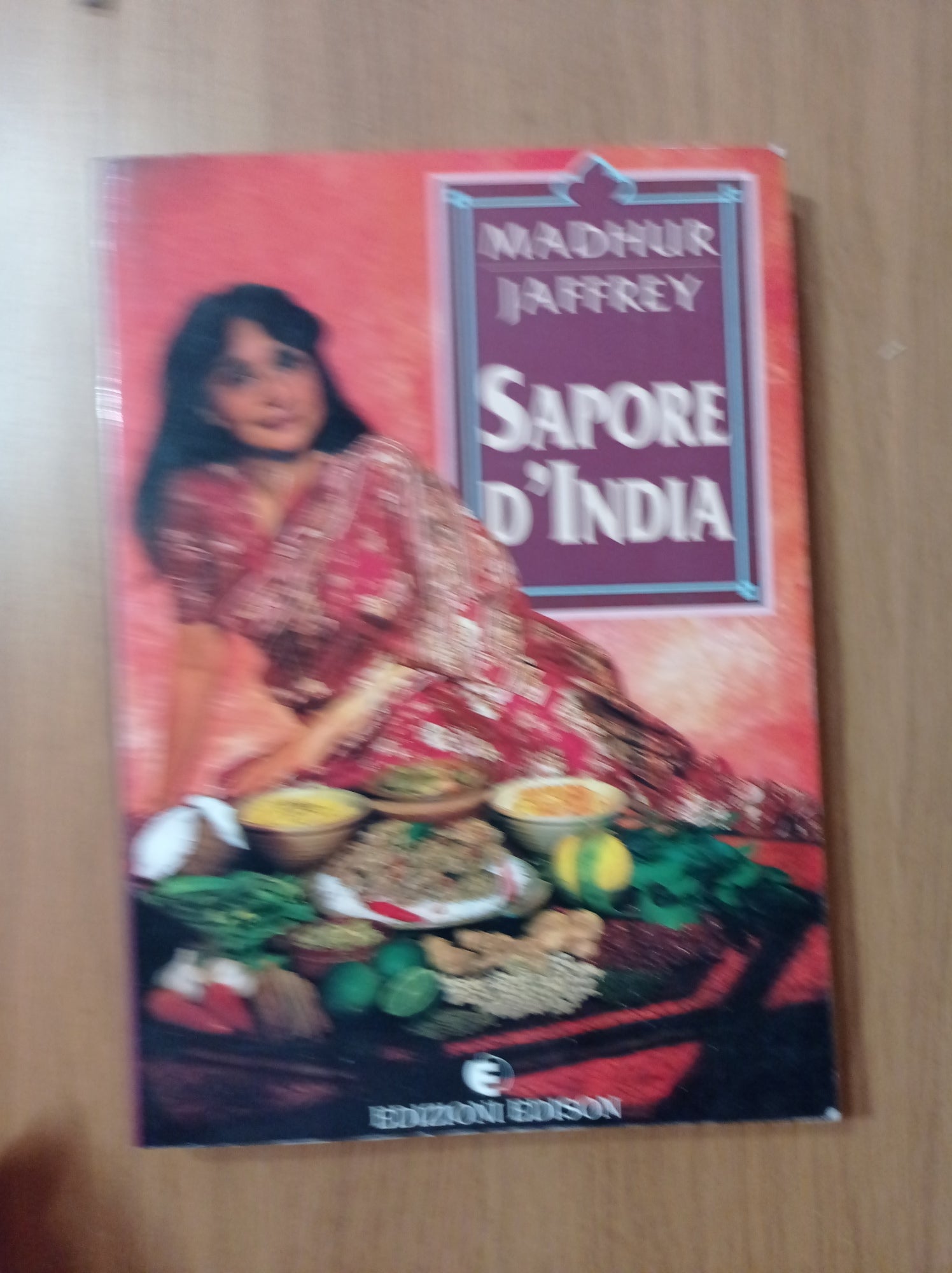Sapore d'India : un viaggio culinario e culturale fra le regioni di questo grande paese - copertina