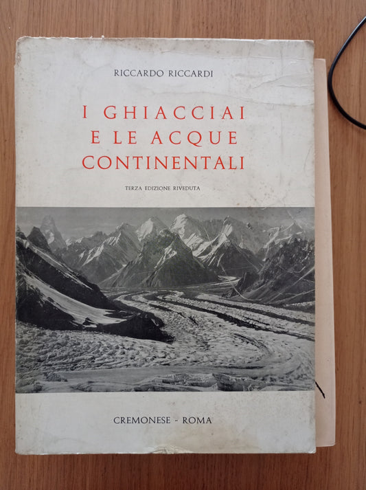 I ghiacciai e le acque continentali - copertina