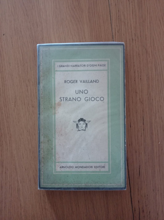 Uno strano gioco - copertina