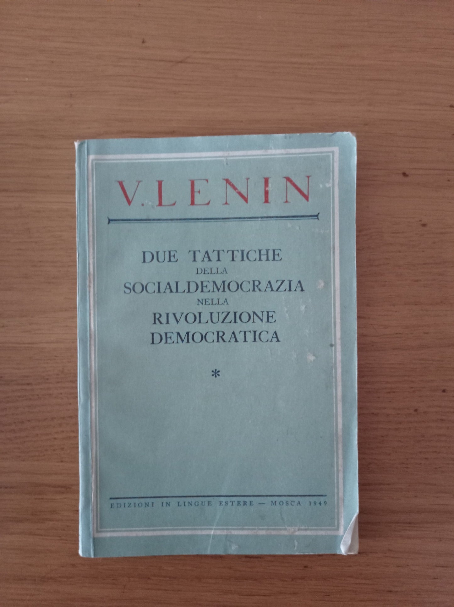 Due tattiche della socialdemocrazia nella rivoluzione democratica - copertina