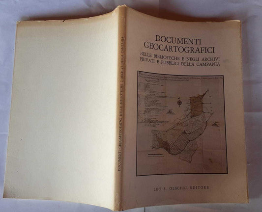 Documenti geocartografici nelle biblioteche e negli archivi privati e pubblici della Campania. Le raccolte dell'archivio abbaziale di Cava dei Tirreni, del Museo del Sannio in Benevento.. (Vol. 1) - copertina