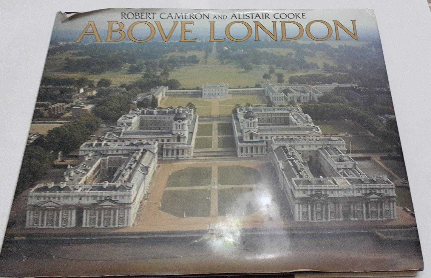 Above London - copertina