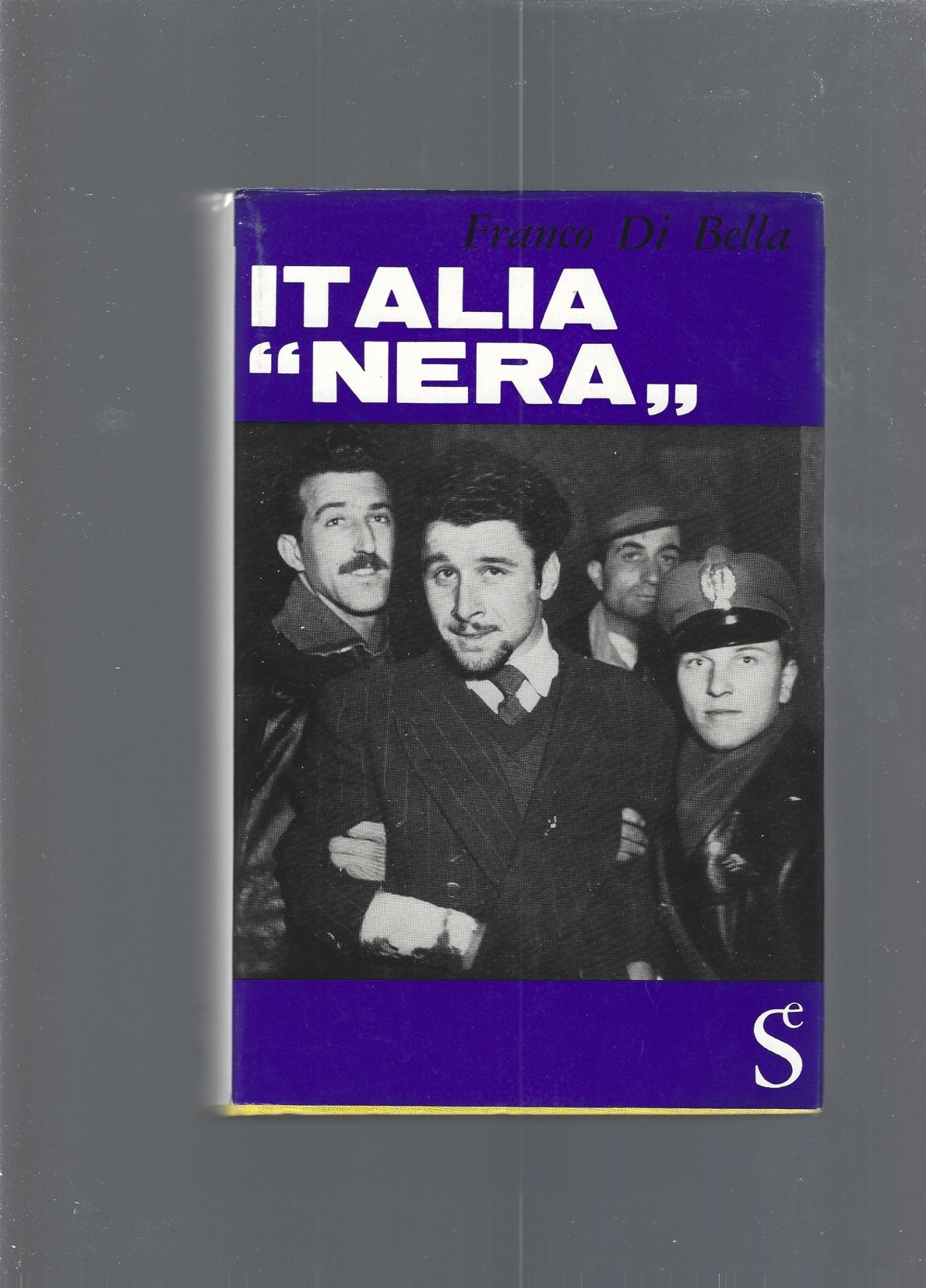 ITALIA NERA - copertina