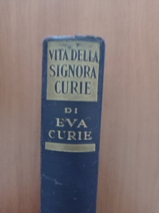 Vita della Signora Curie - copertina