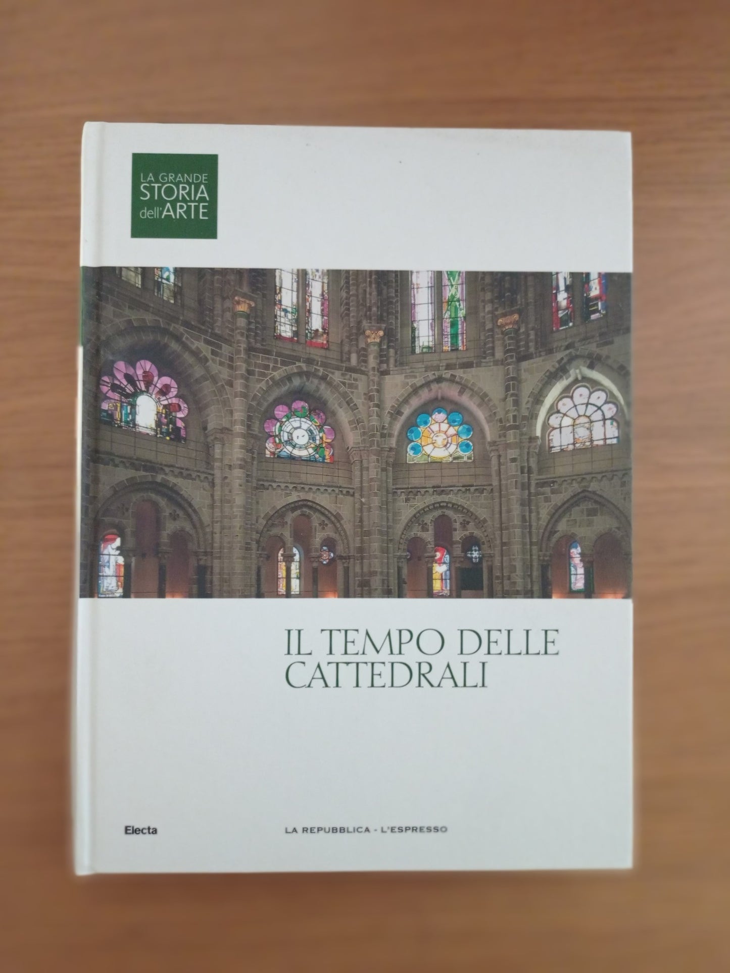 Il tempo delle cattedrali - copertina