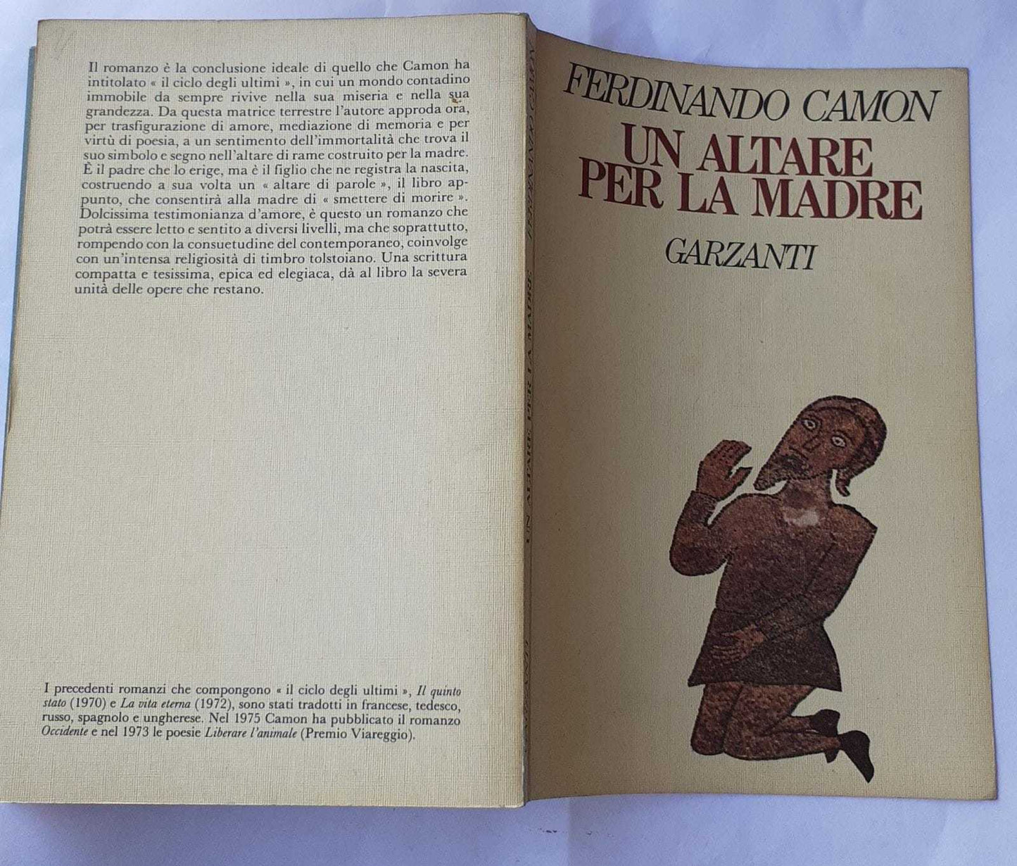 Un altare per la madre - copertina