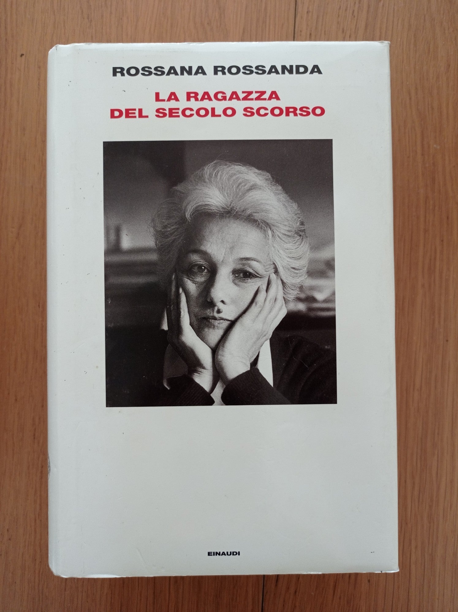 La ragazza del secolo scorso - copertina