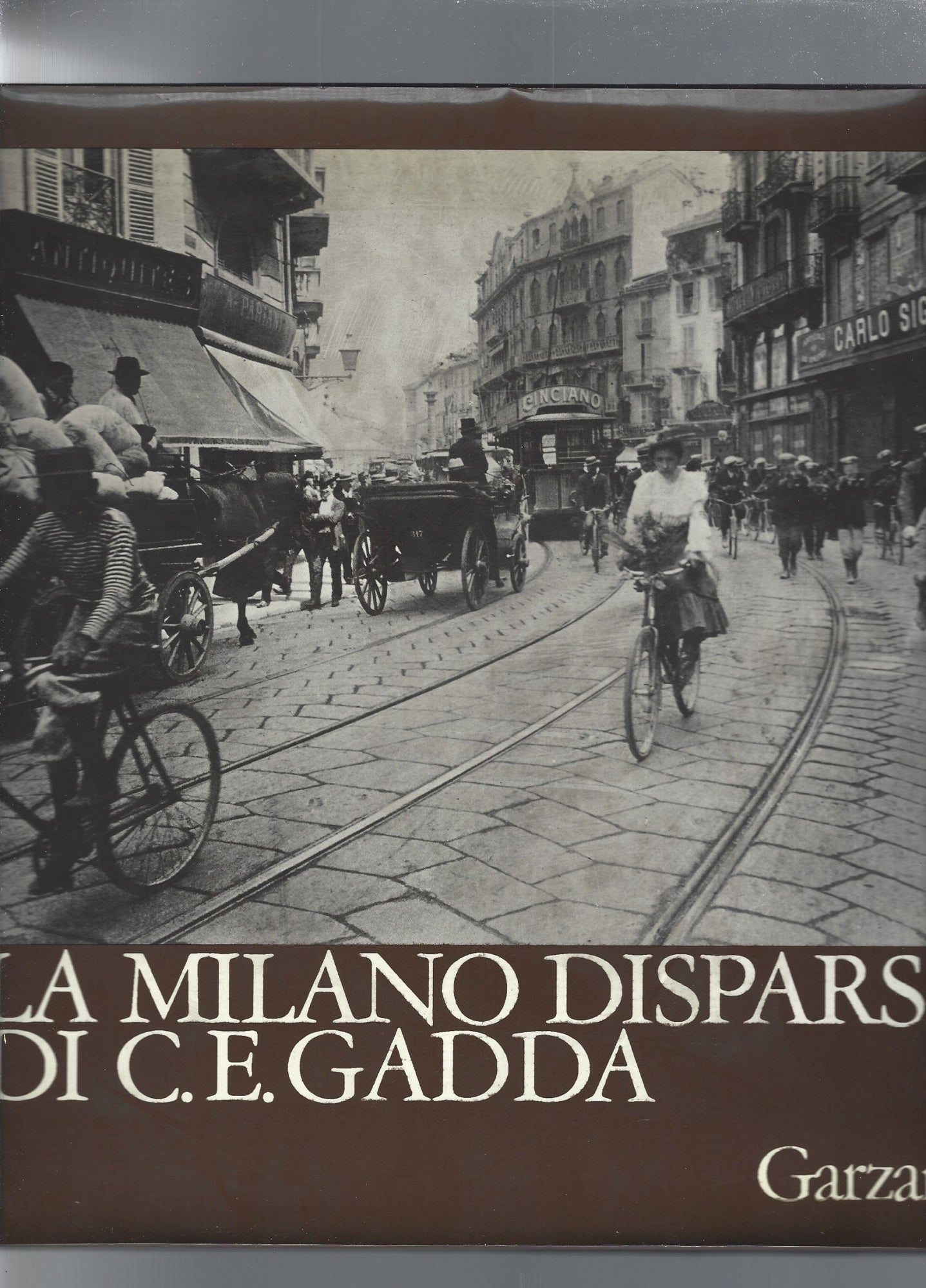 LA MILANO DISPARSA DI C. E. GADDA - copertina