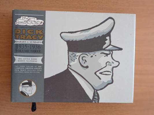 Complete Chester Gould\'s Dick Tracy Volume 3 - copertina