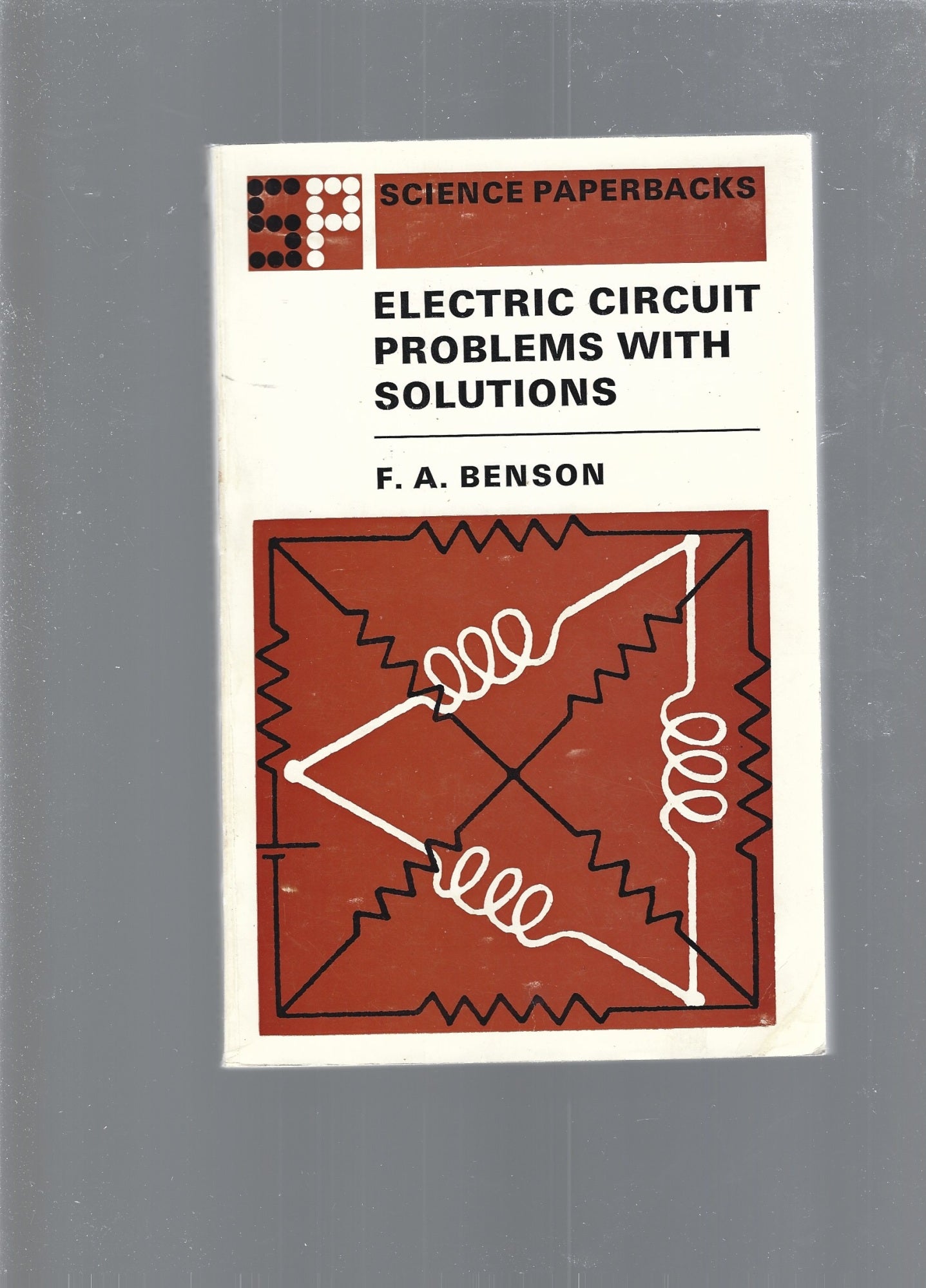 ELECTRIC CIRCUIT PROBLEMS WITH SOLUTIONS - copertina
