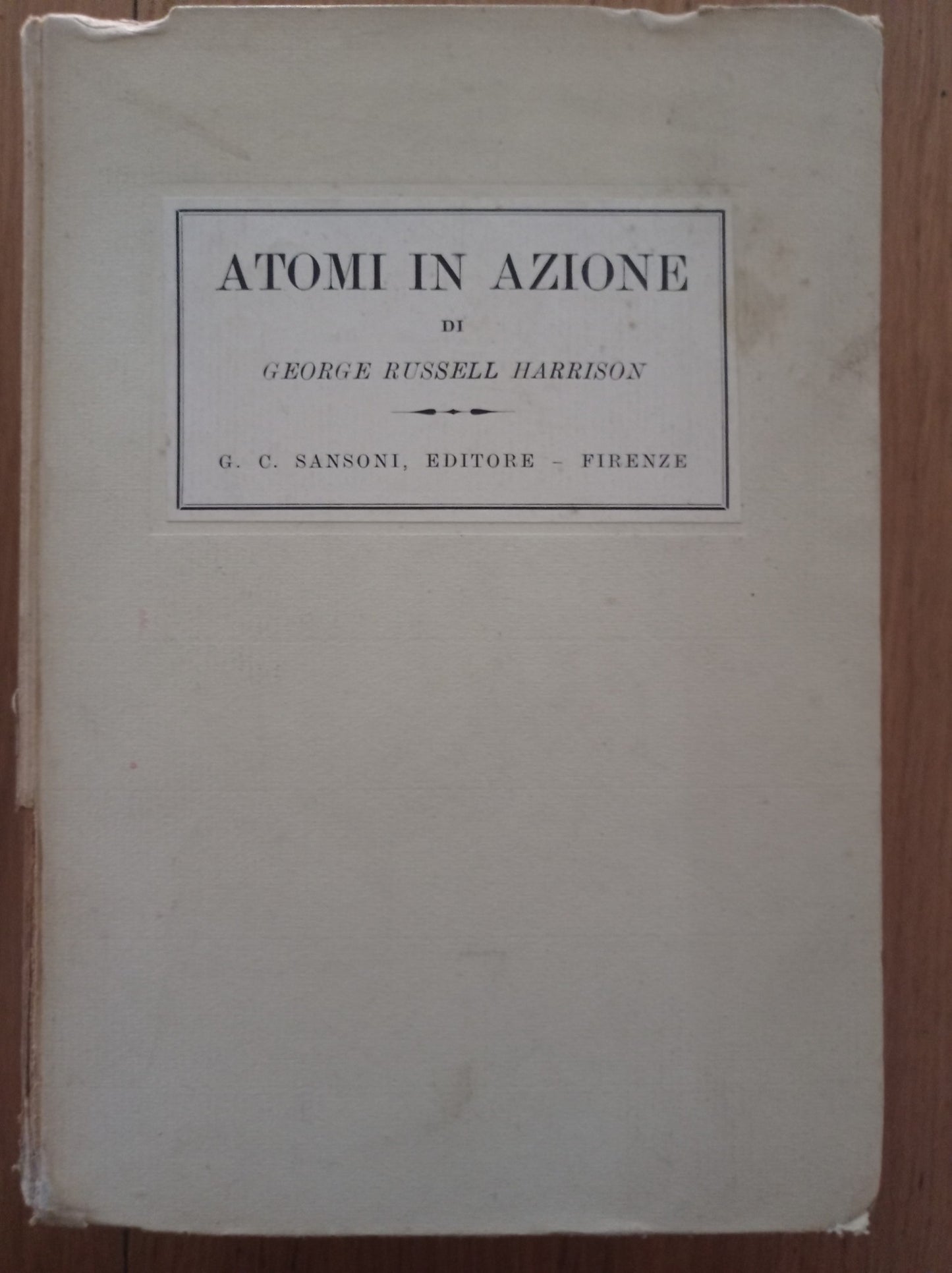 Atomi in azione - copertina