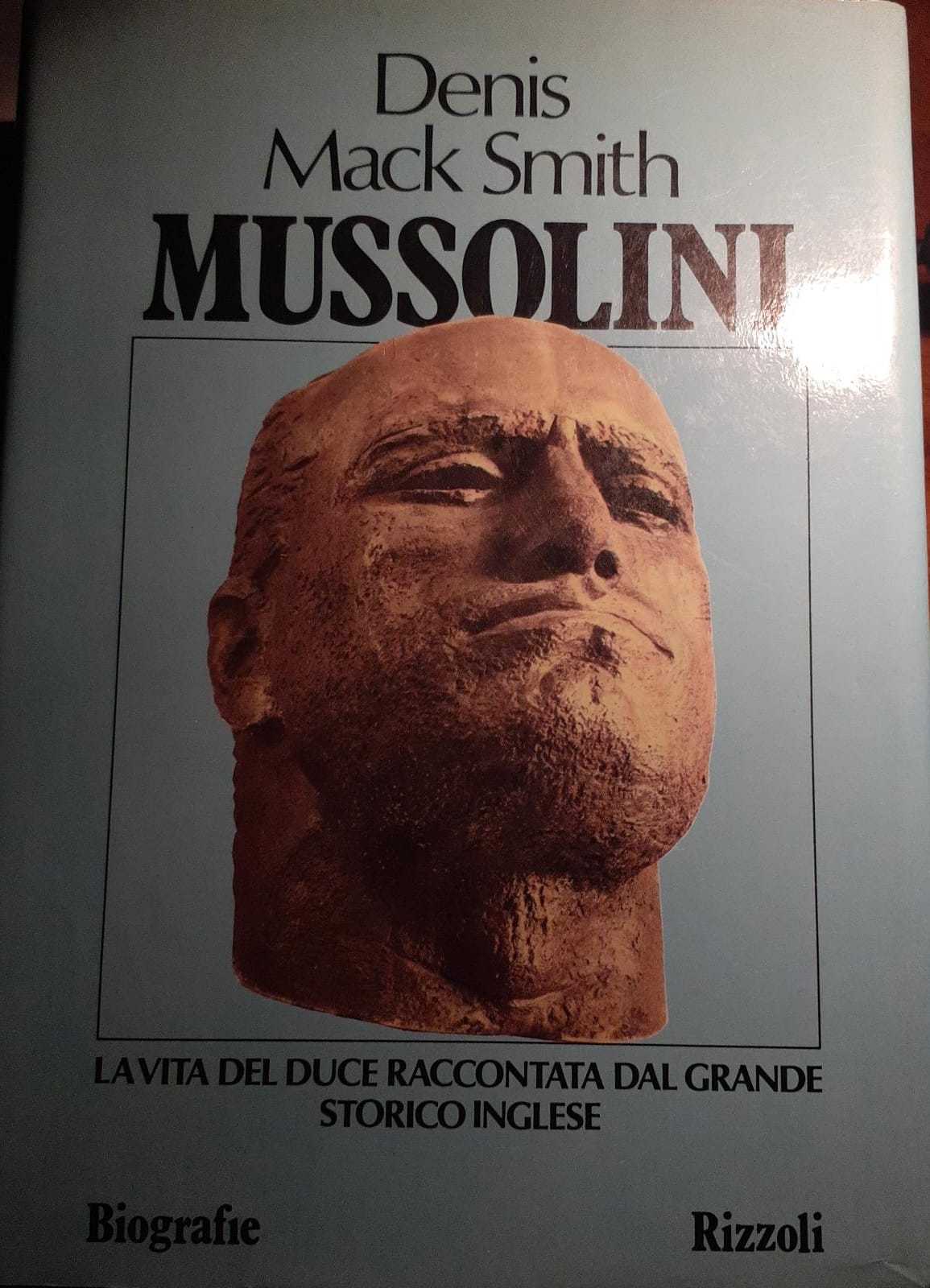Mussolini - copertina